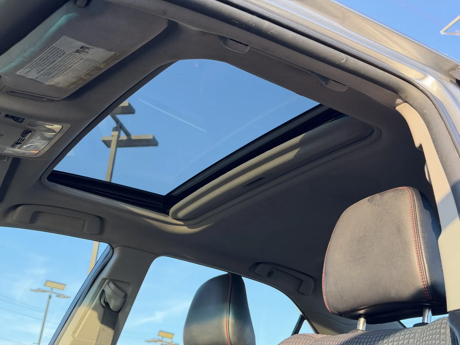 Toyota Camry photo 10