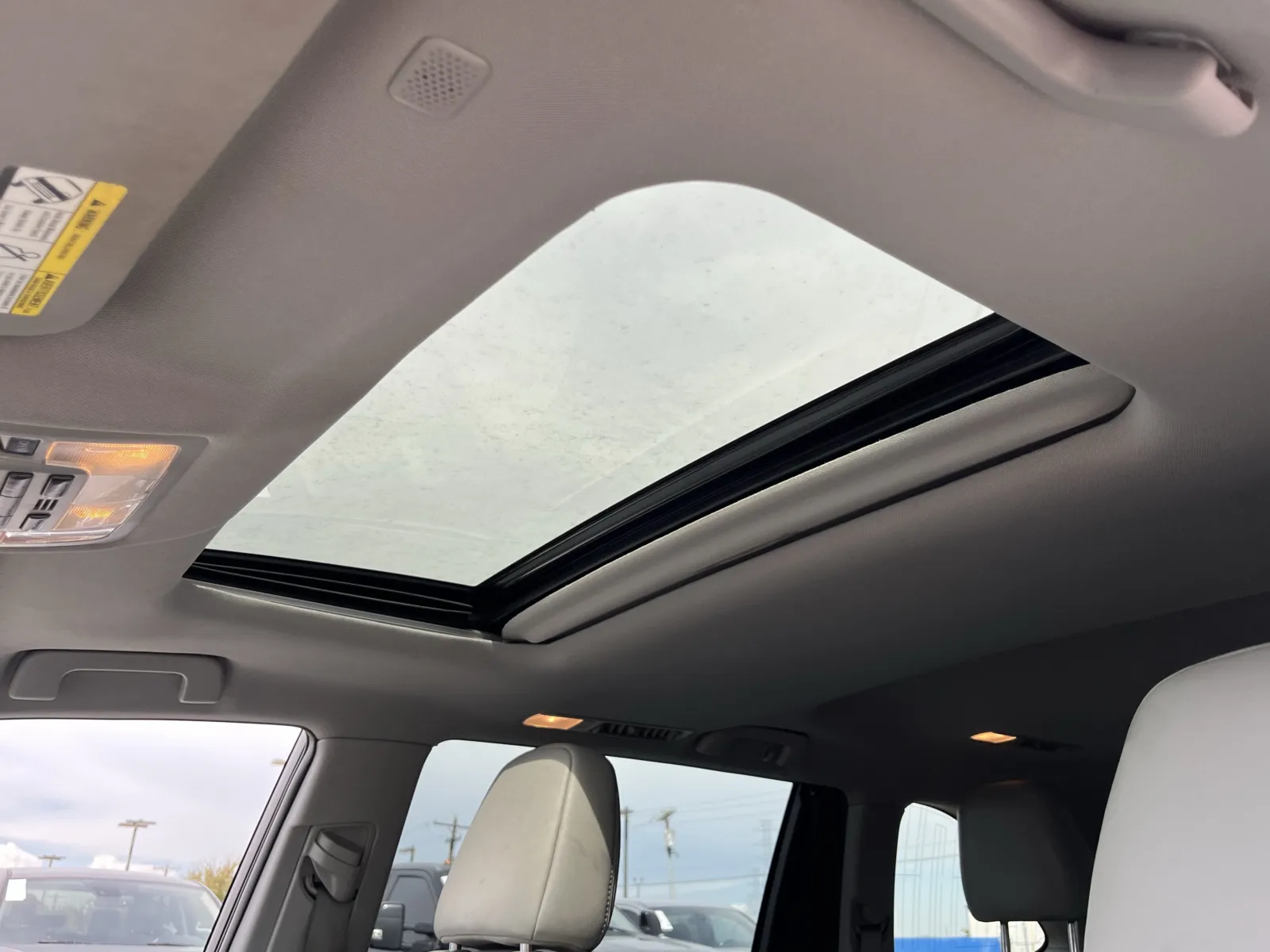 Toyota Highlander photo 7