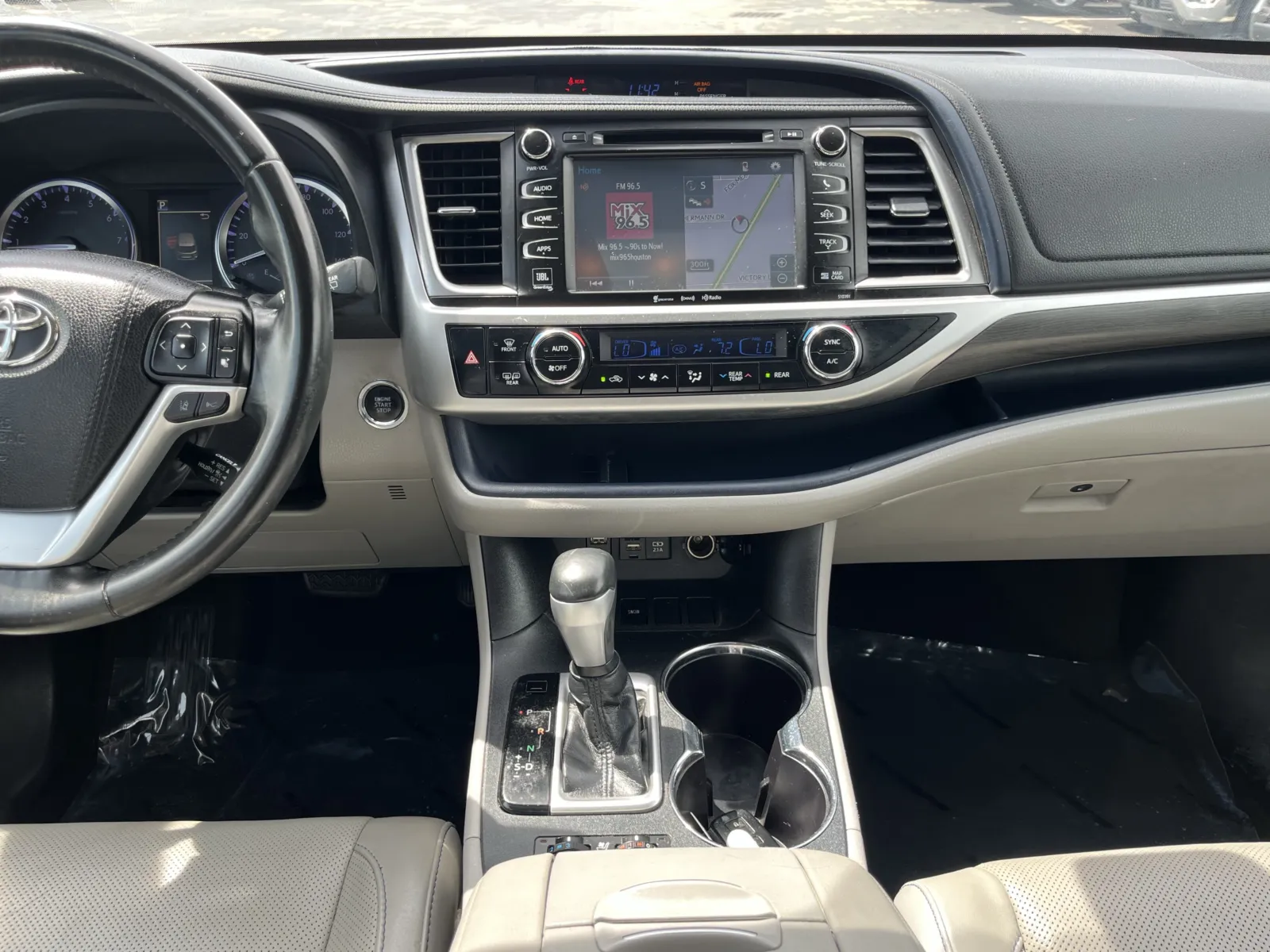 Toyota Highlander photo 22