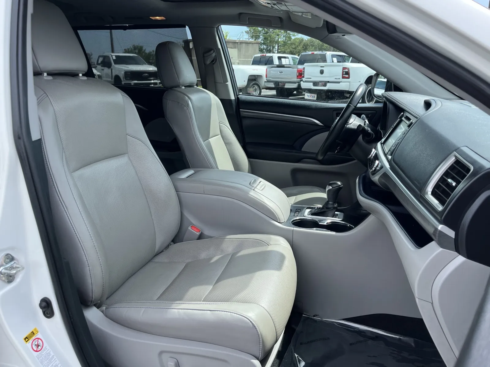Toyota Highlander photo 27