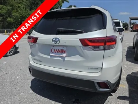 More photos of 2019 Toyota Highlander Limited at Auto Boutique Texas, TX