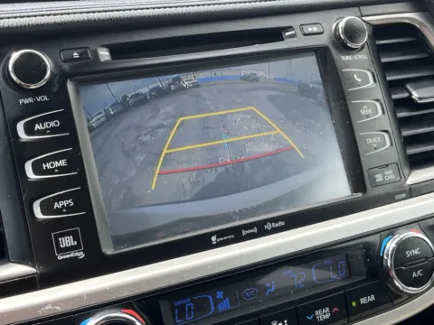 More photos of 2019 Toyota Highlander Limited at Auto Boutique Texas, TX