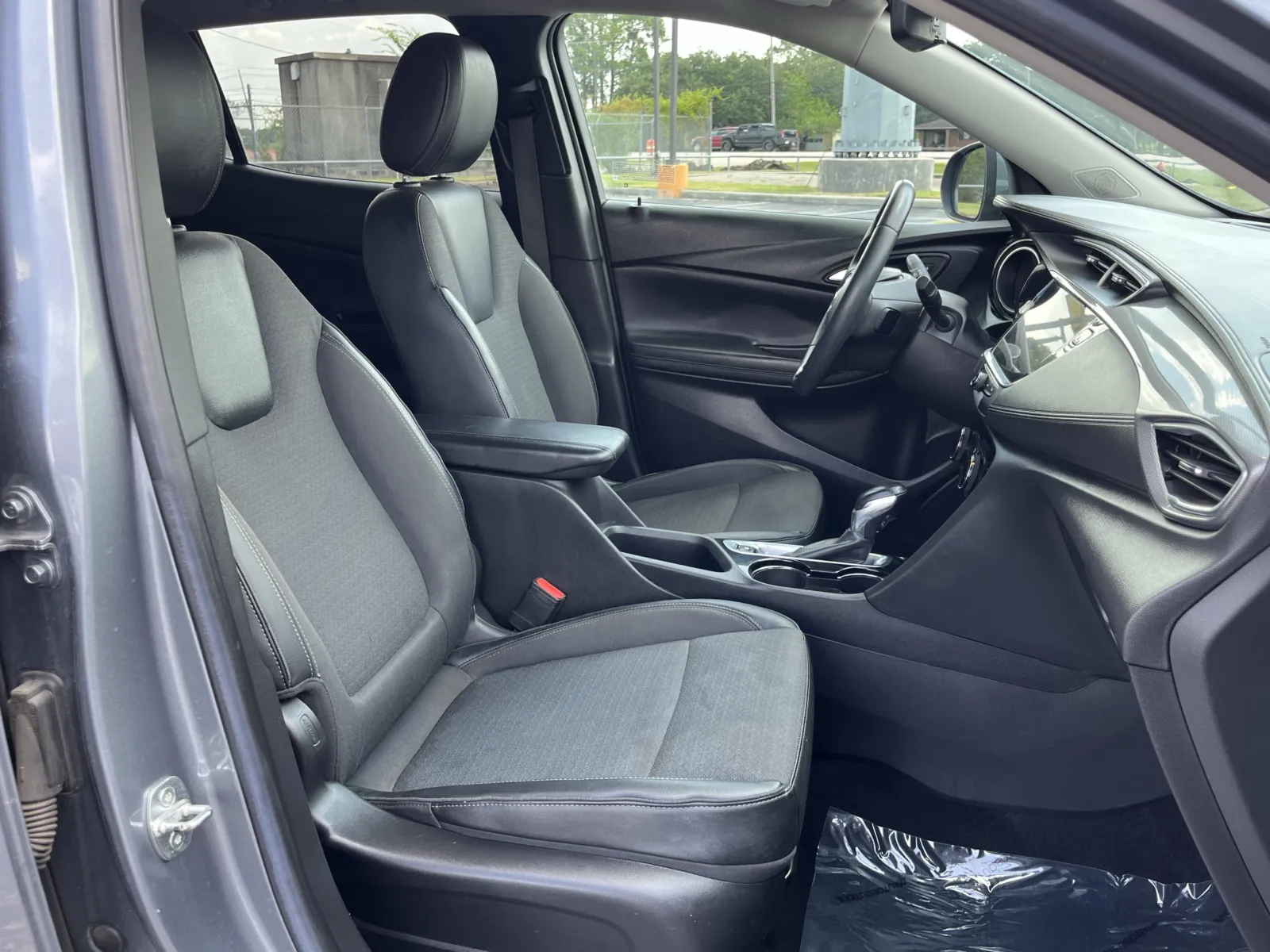 Buick Encore GX photo 26