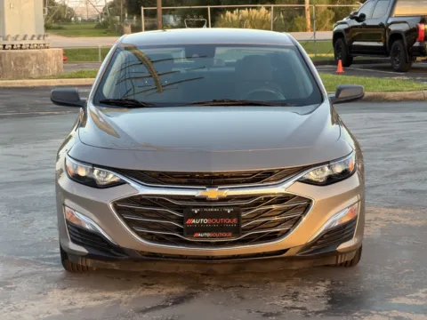 More photos of 2024 Chevrolet Malibu LS at Auto Boutique Texas, TX