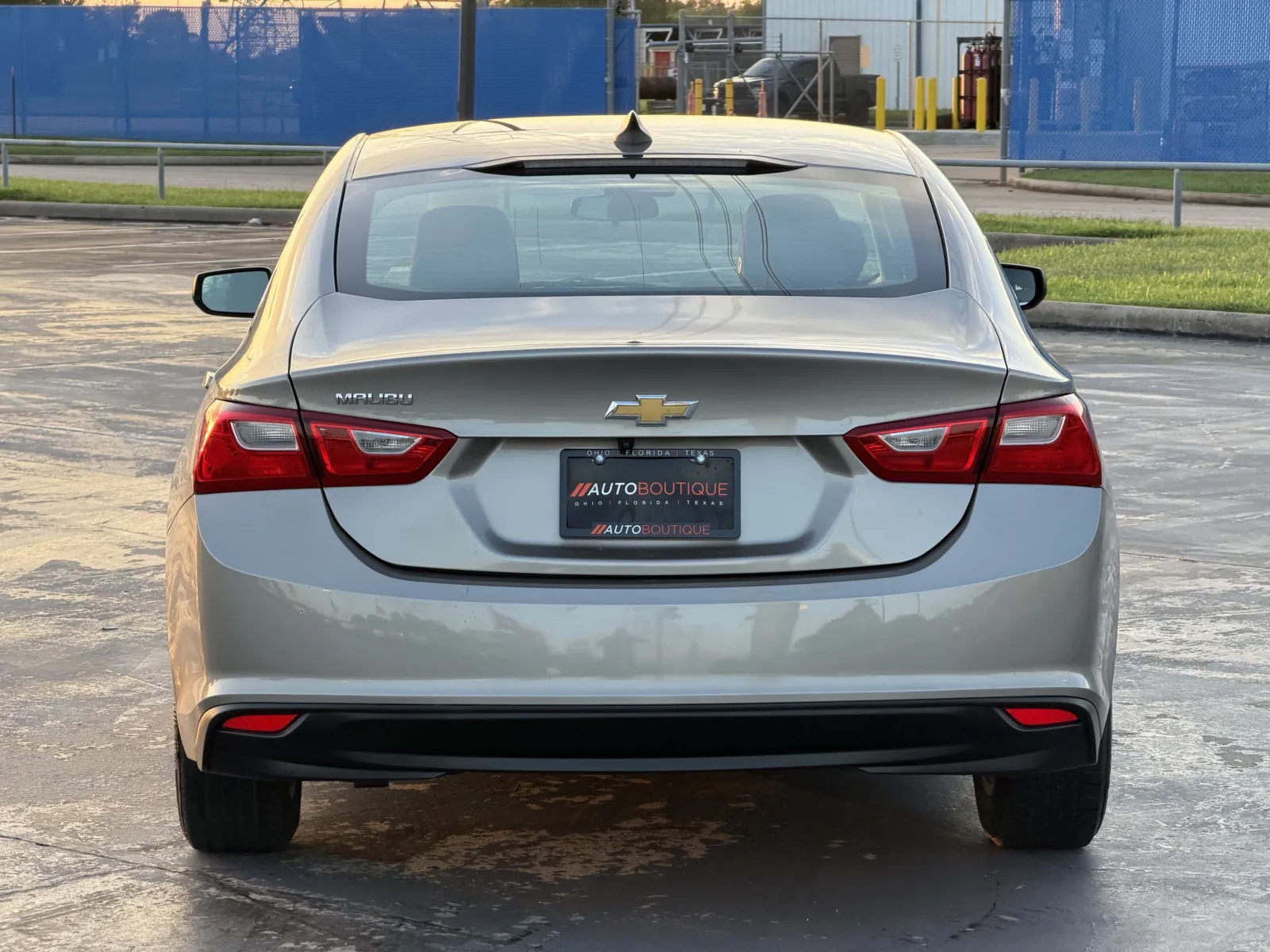 Chevrolet Malibu photo 14
