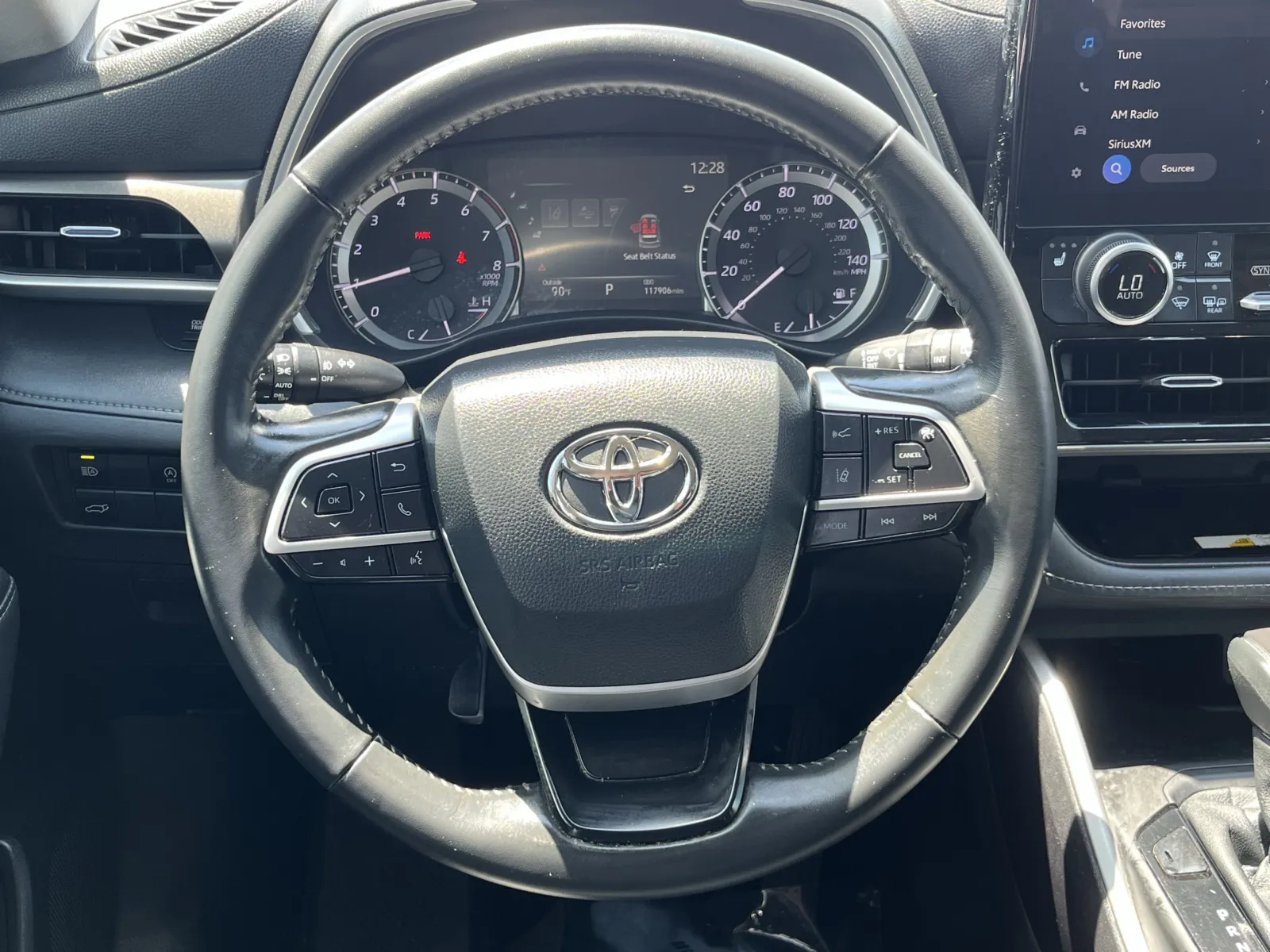 Toyota Highlander photo 16