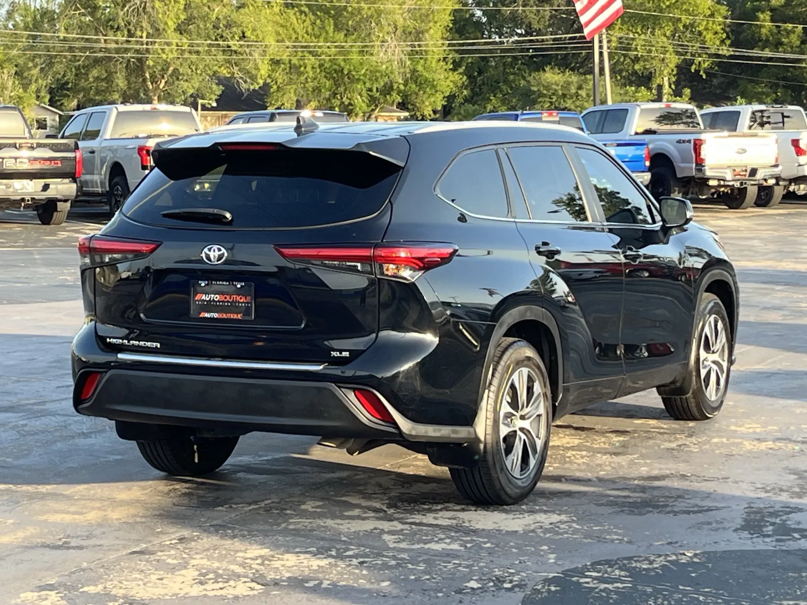 Toyota Highlander photo 10