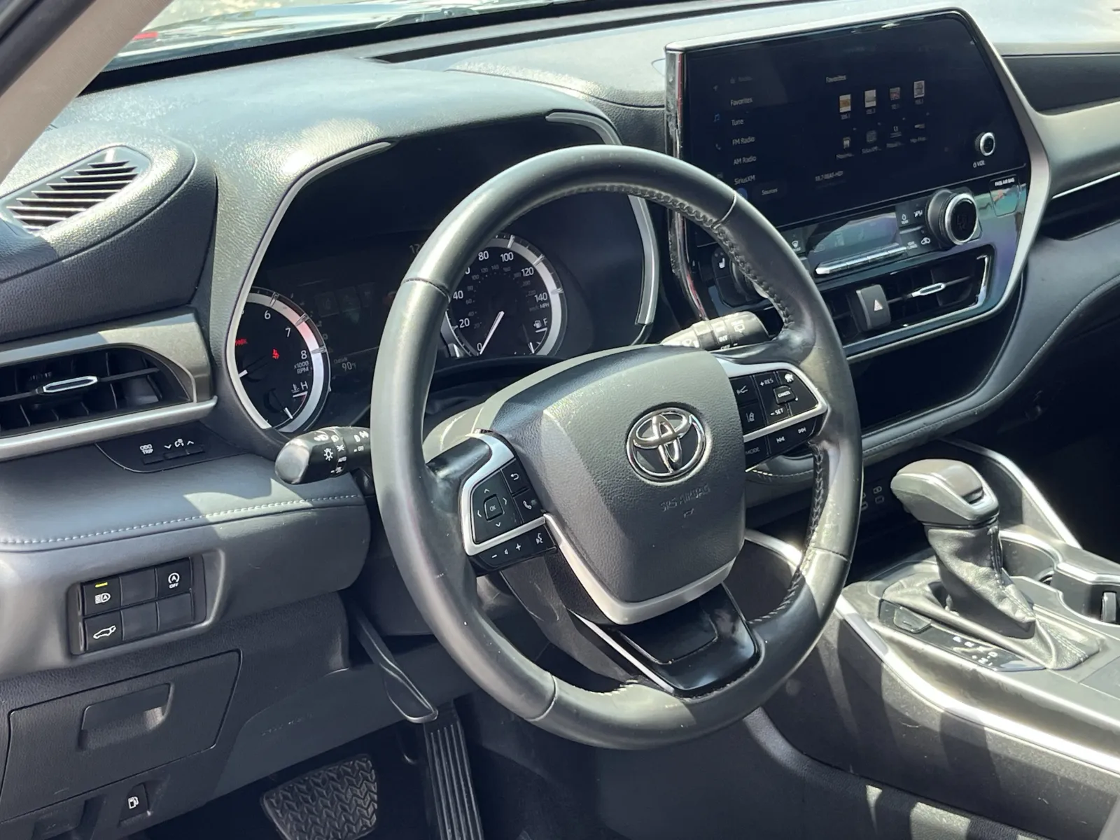 Toyota Highlander photo 13