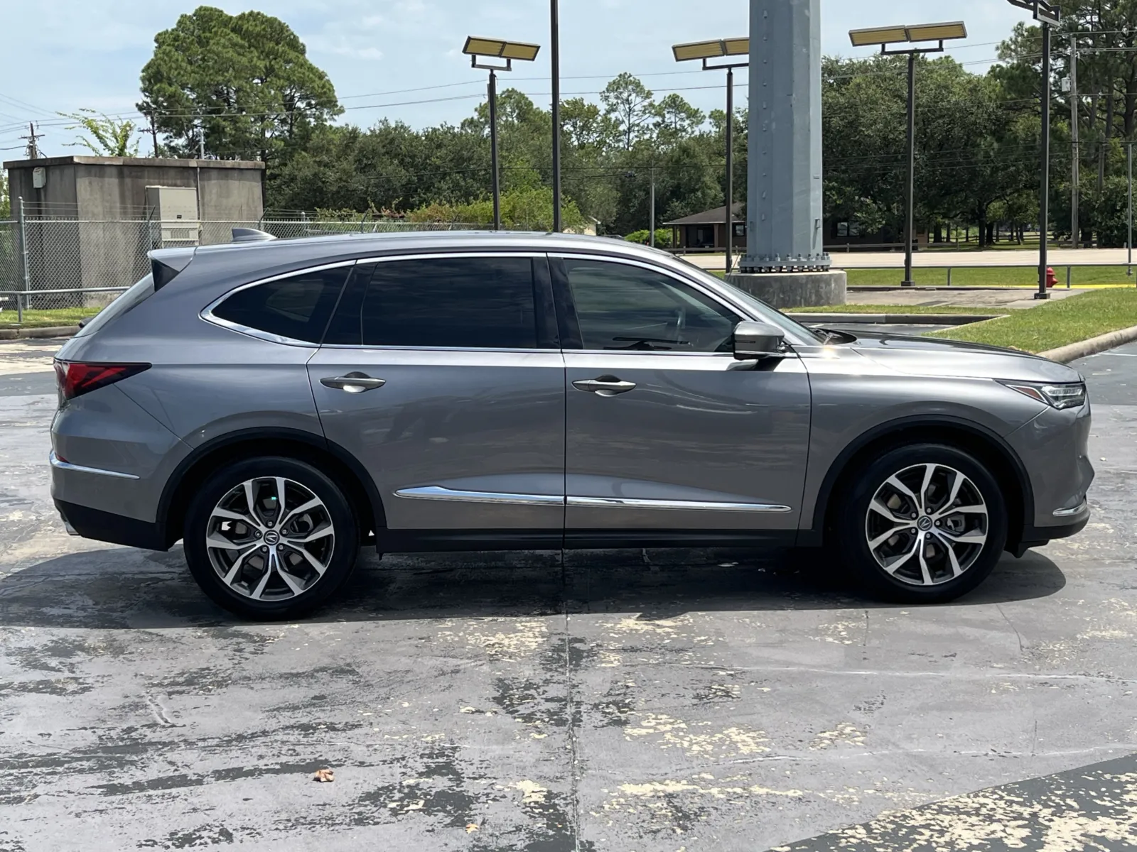 Acura MDX photo 11