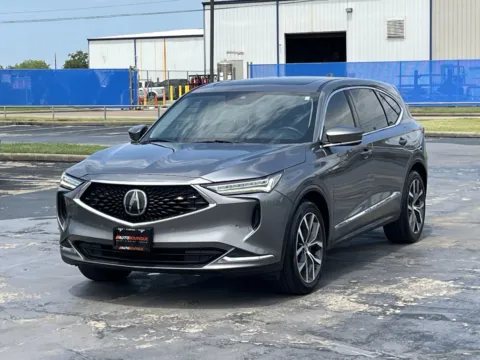 Photos of 2022 Acura MDX w/Technology Package for sale in Alvin, TX at Auto Boutique Texas