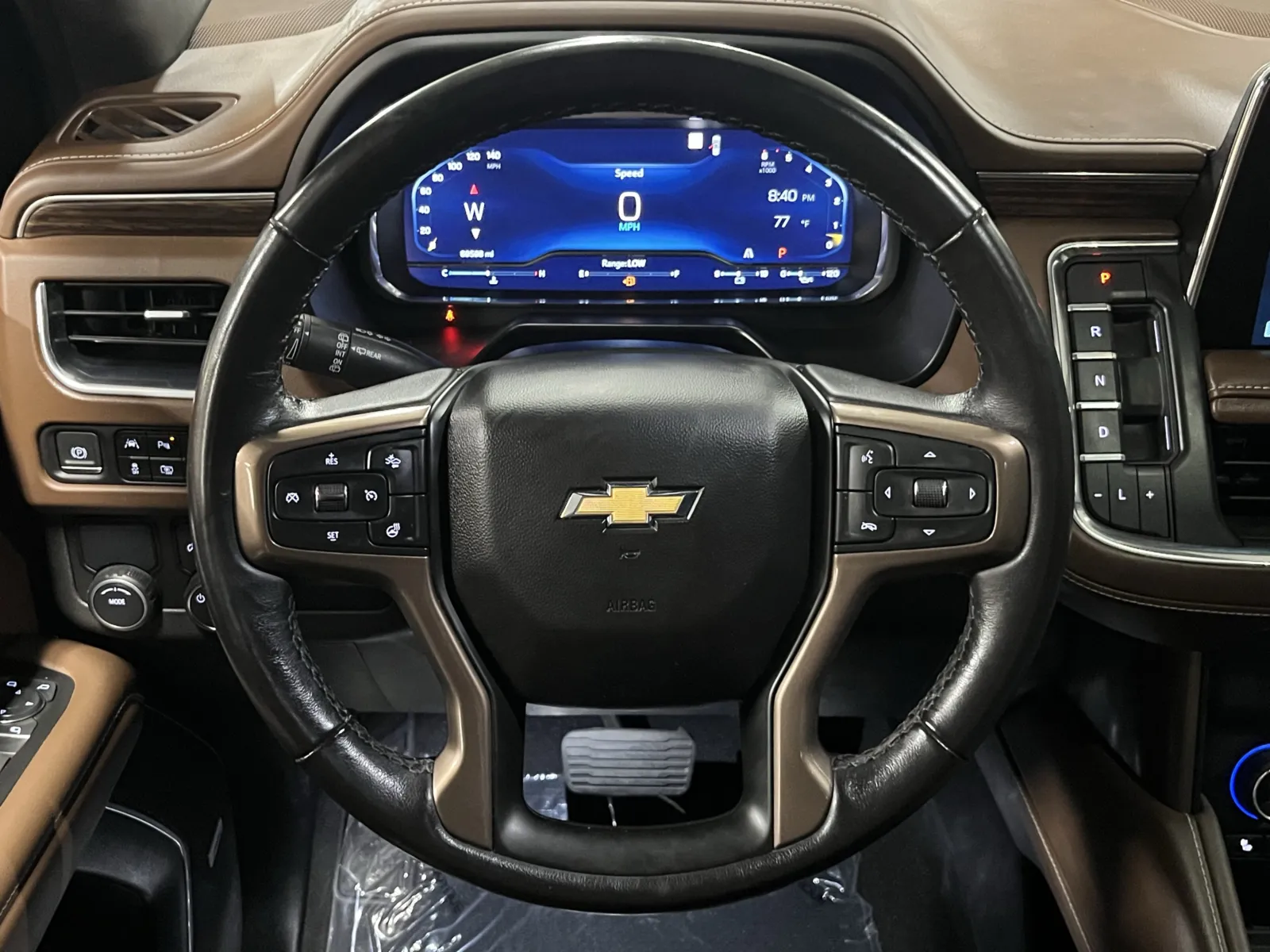 Chevrolet Tahoe photo 16
