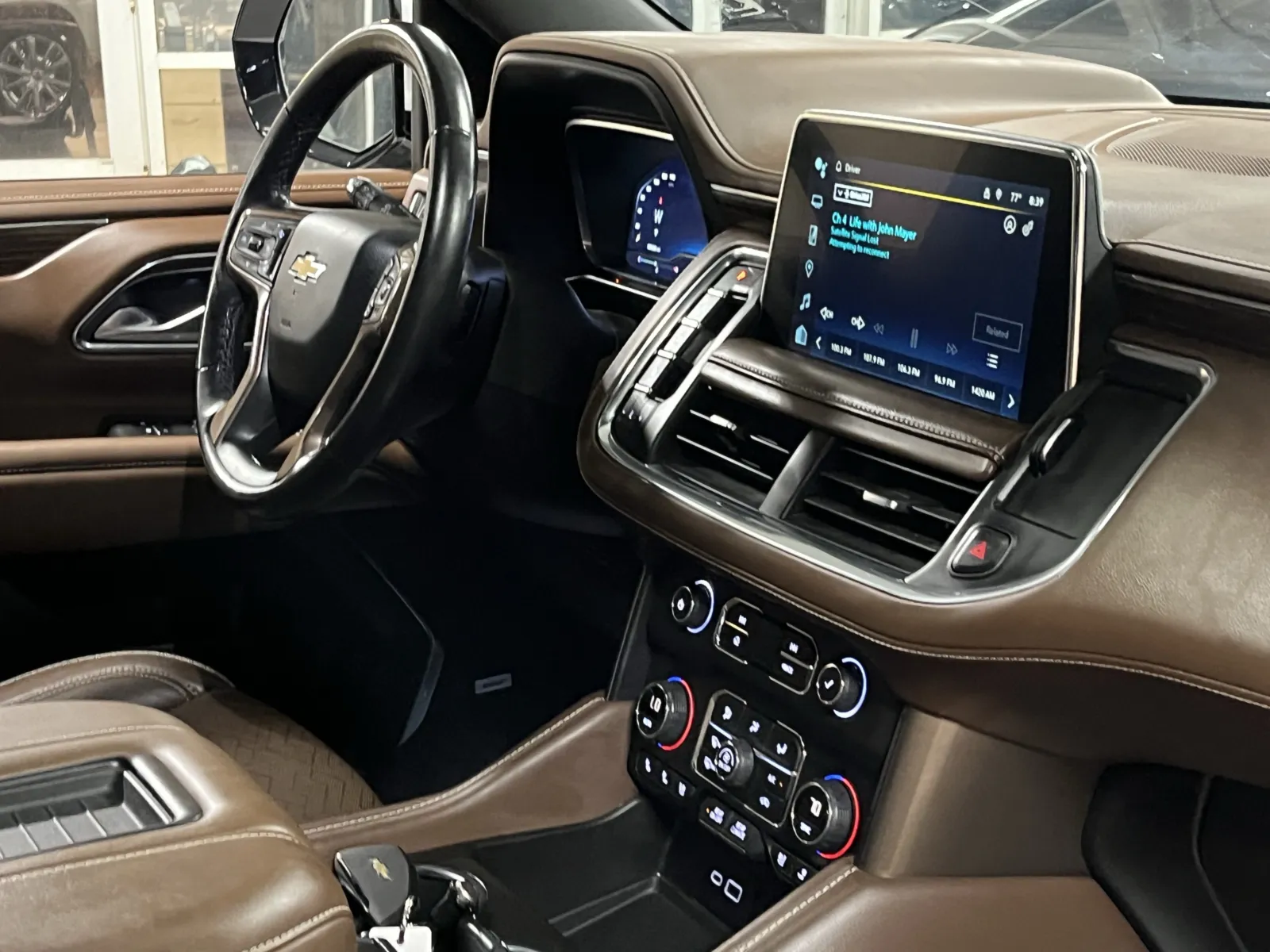 Chevrolet Tahoe photo 14