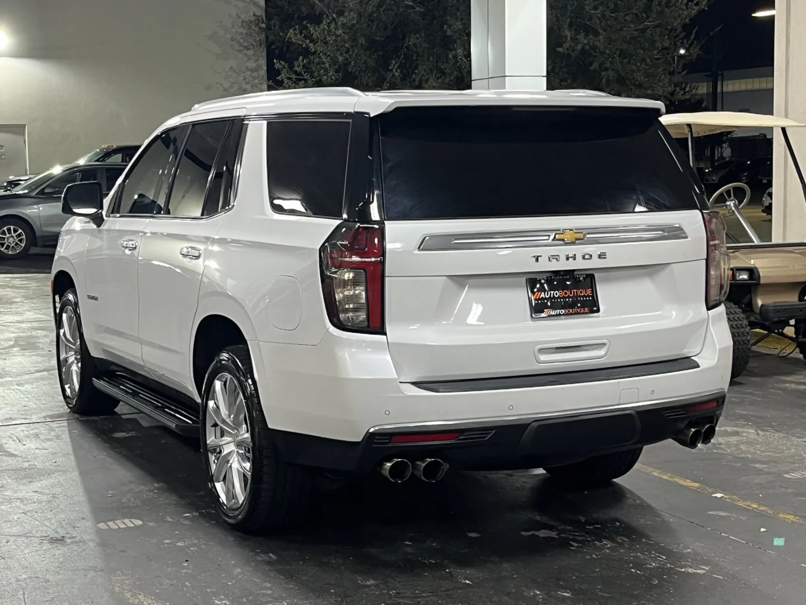 Chevrolet Tahoe photo 9