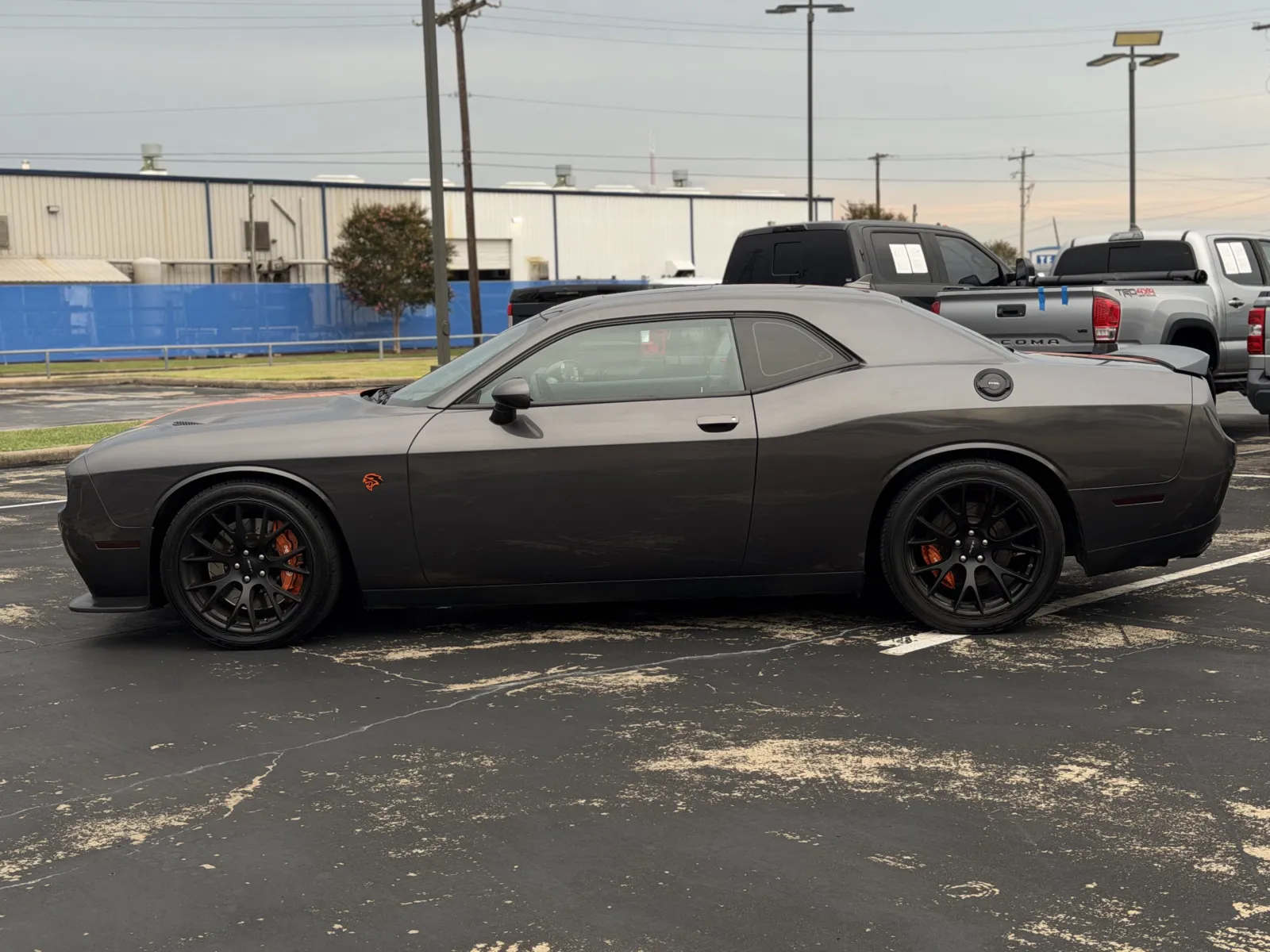 Dodge Challenger photo 19