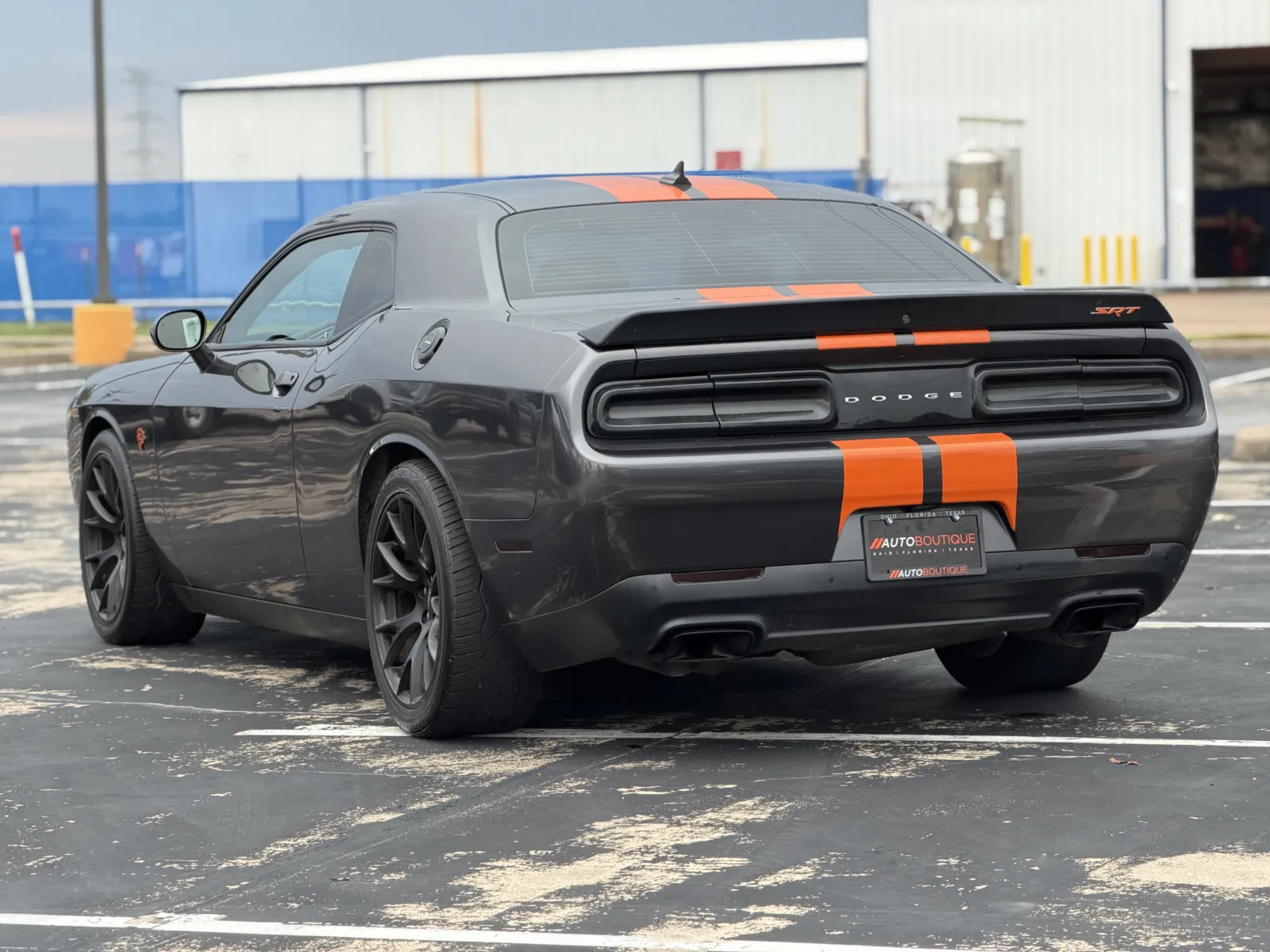 Dodge Challenger photo 17