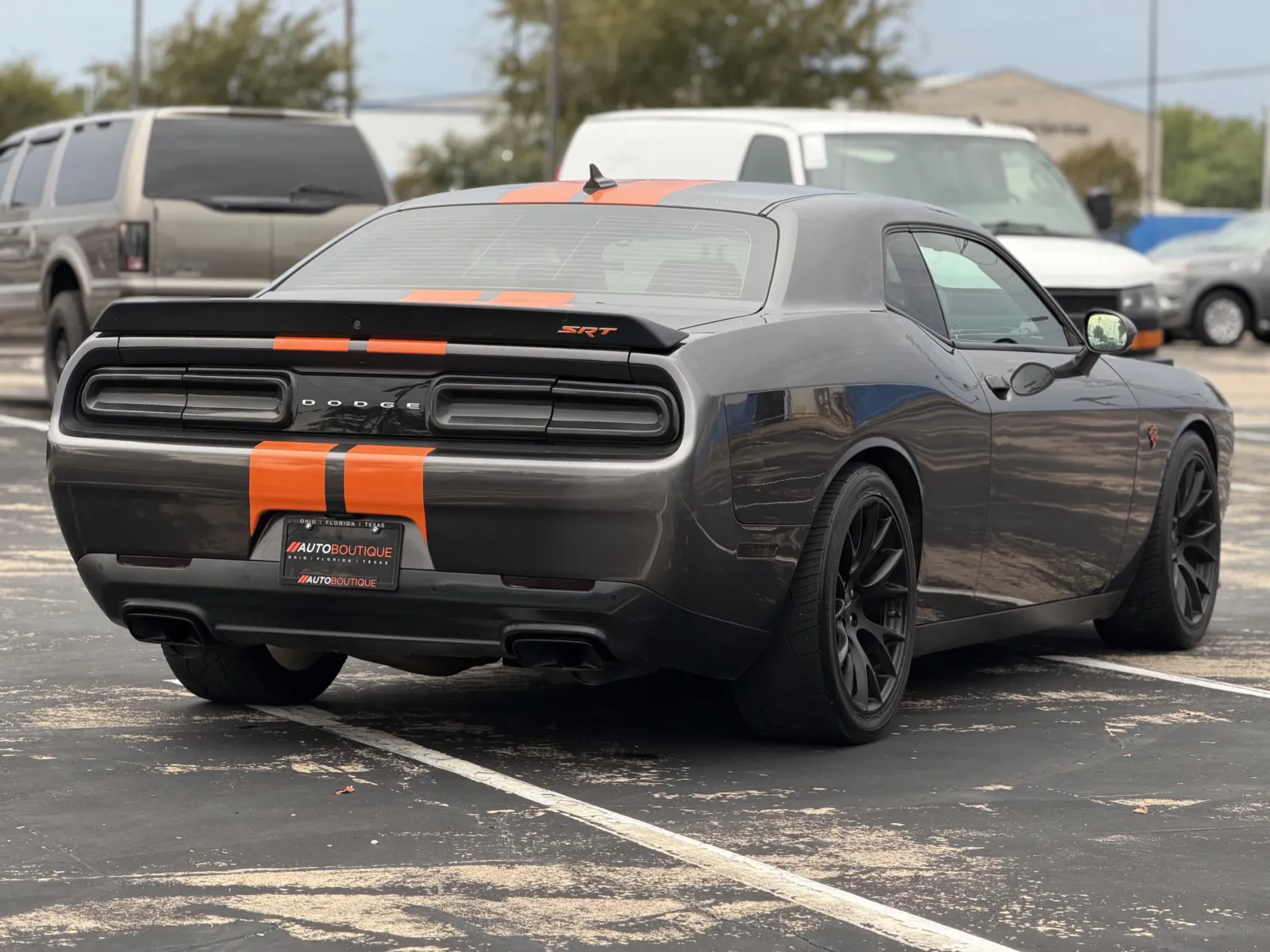 Dodge Challenger photo 7