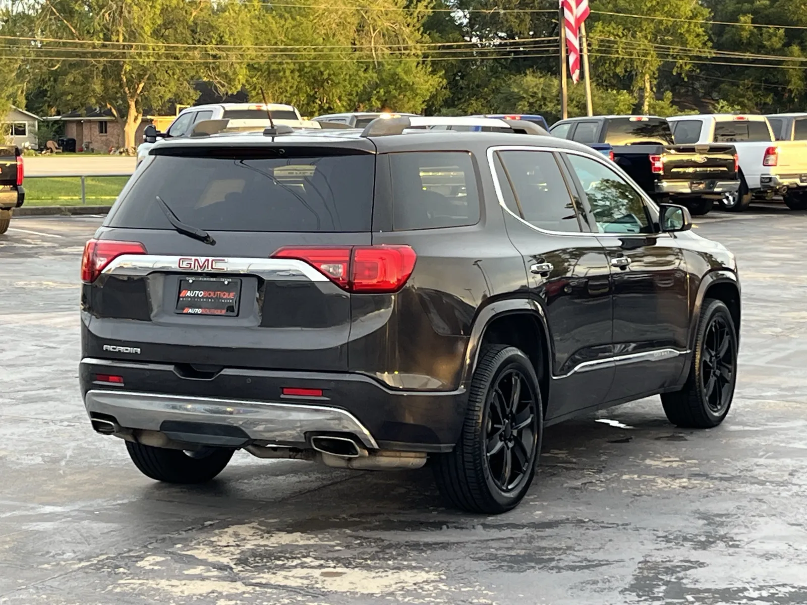 GMC Acadia photo 9