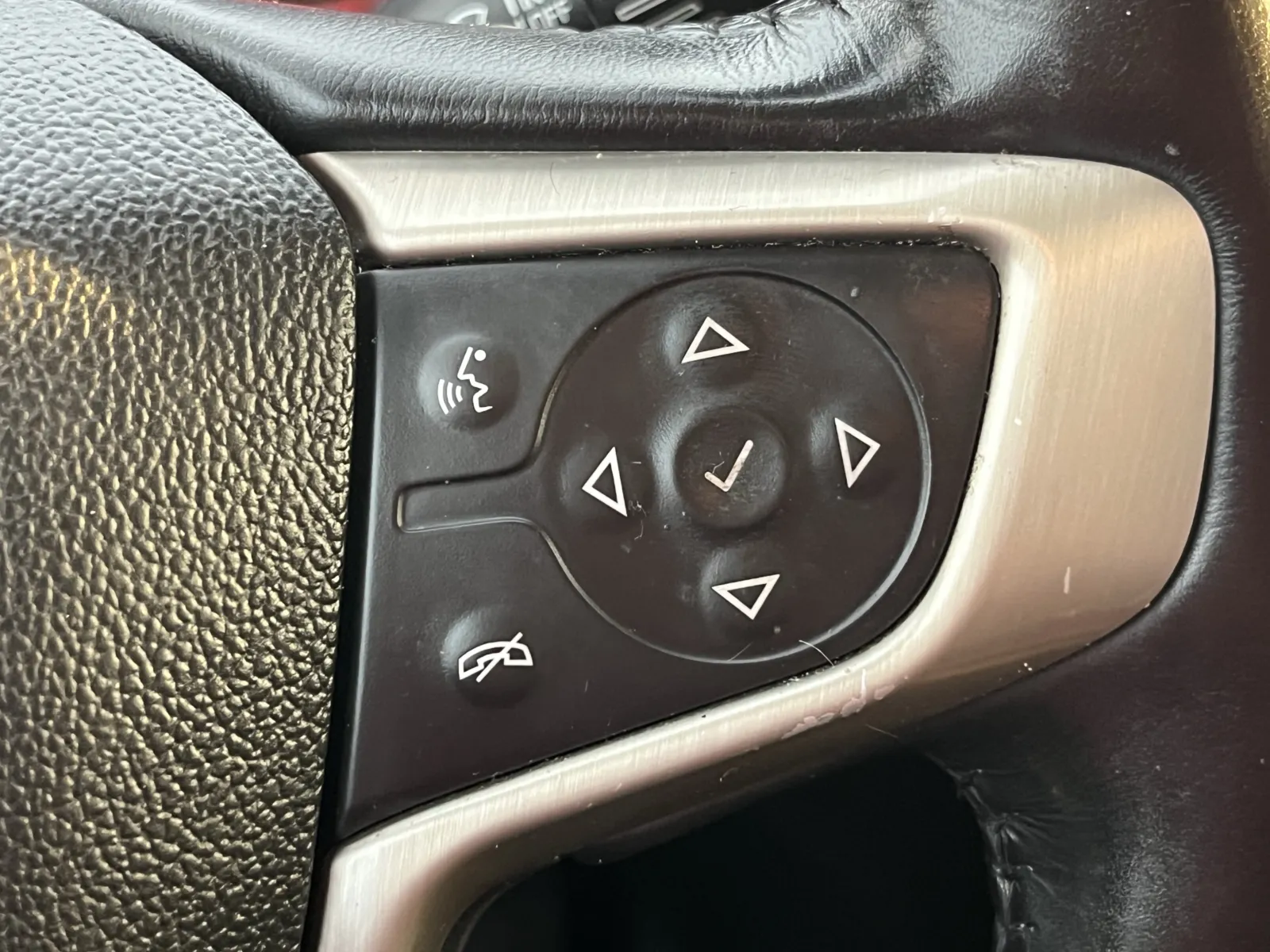 GMC Acadia photo 20