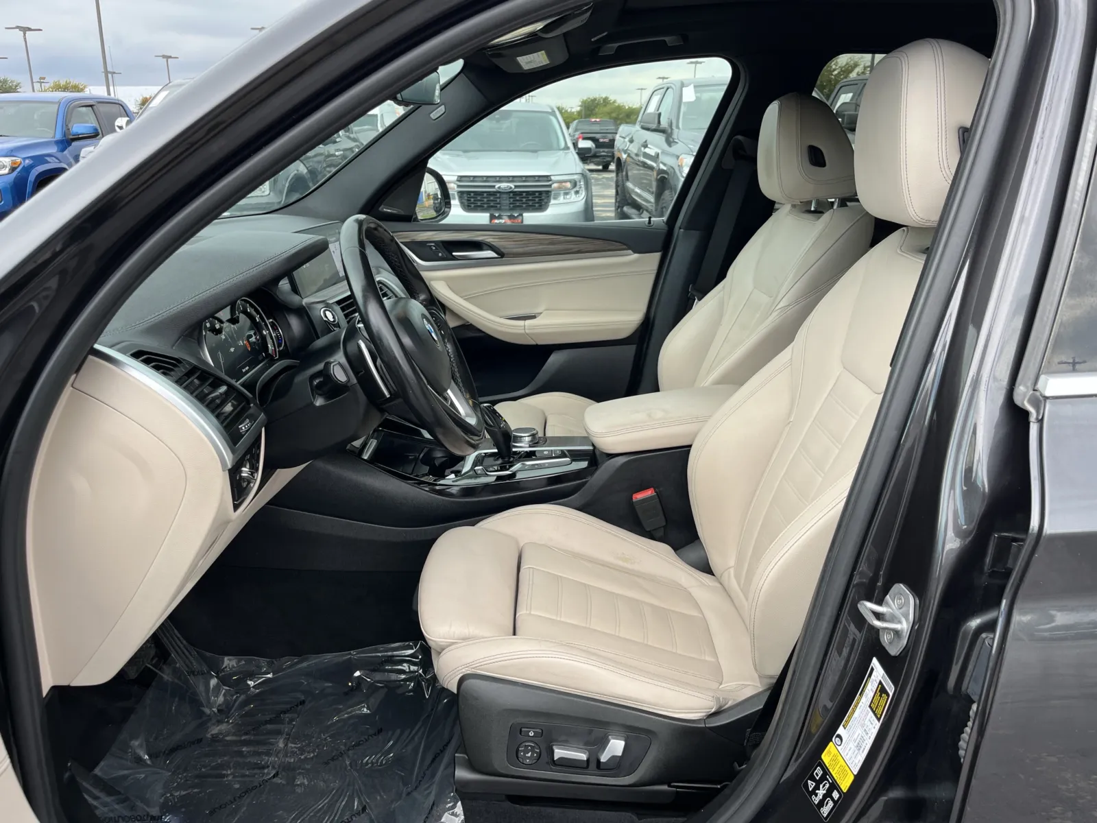 BMW X3 photo 29