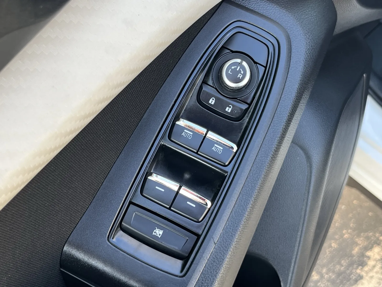 Subaru Ascent photo 25