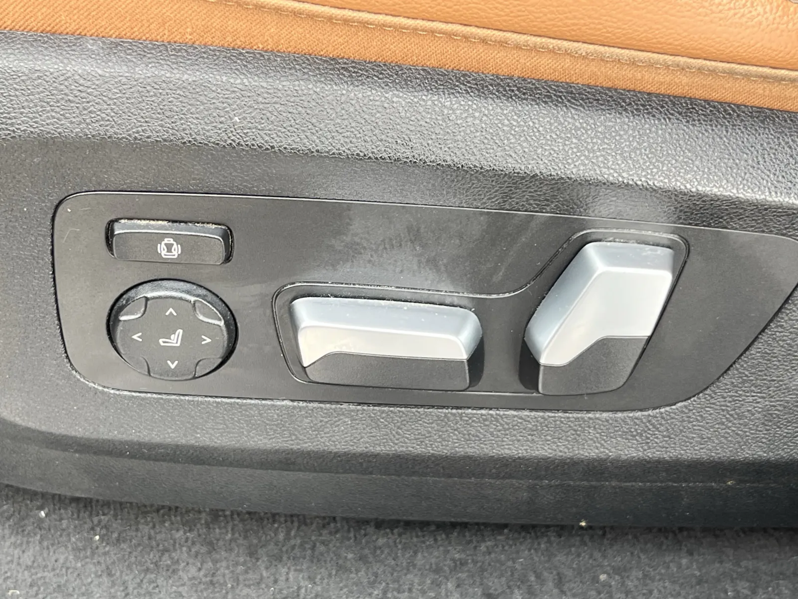 BMW X5 photo 28
