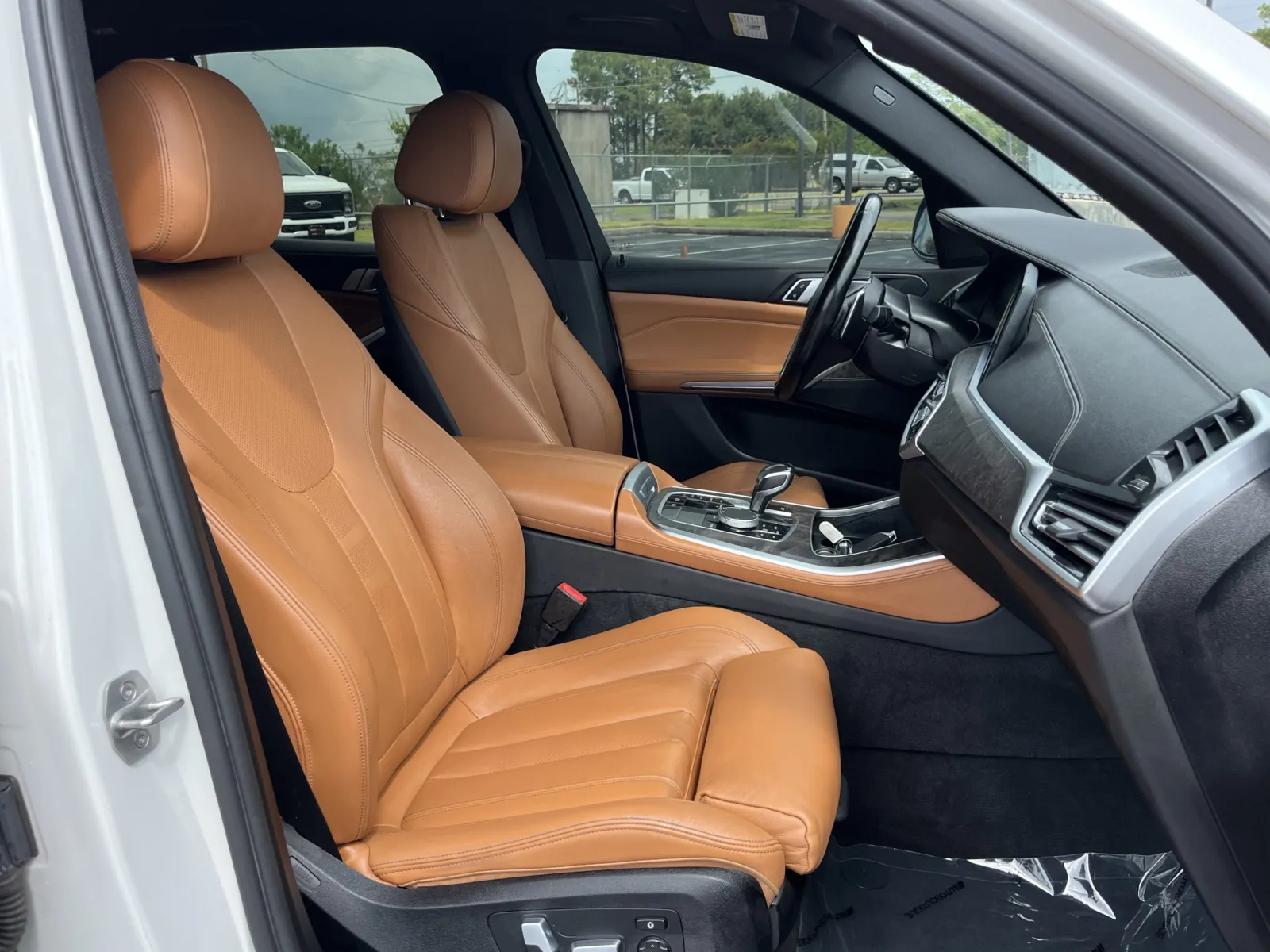 BMW X5 photo 32