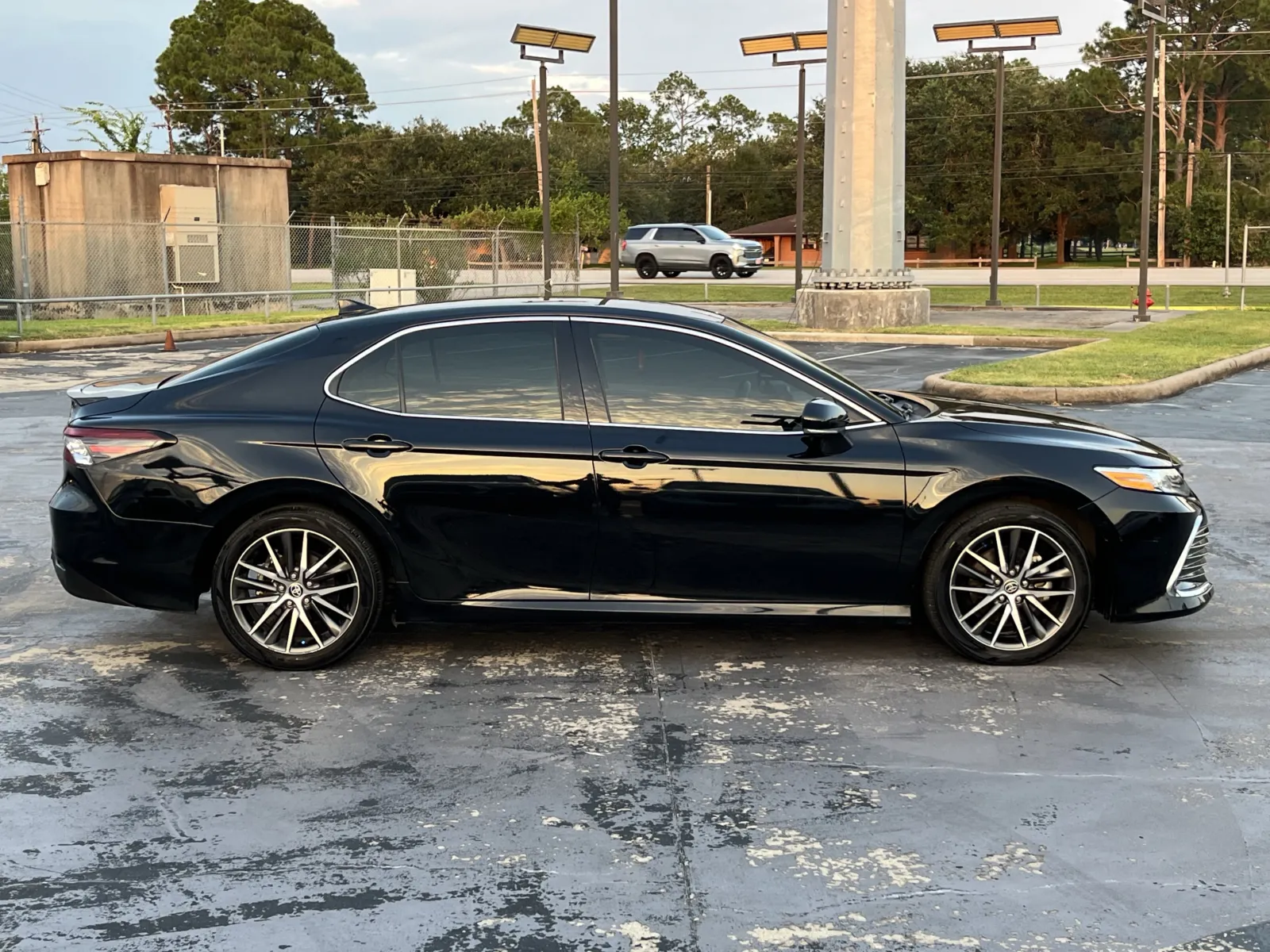 Toyota Camry photo 10