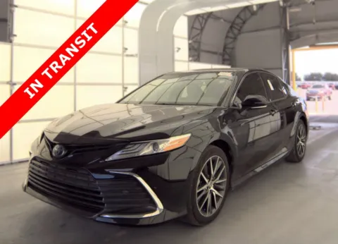 Black 2023 Toyota Camry Hybrid XLE for sale in Alvin, TX