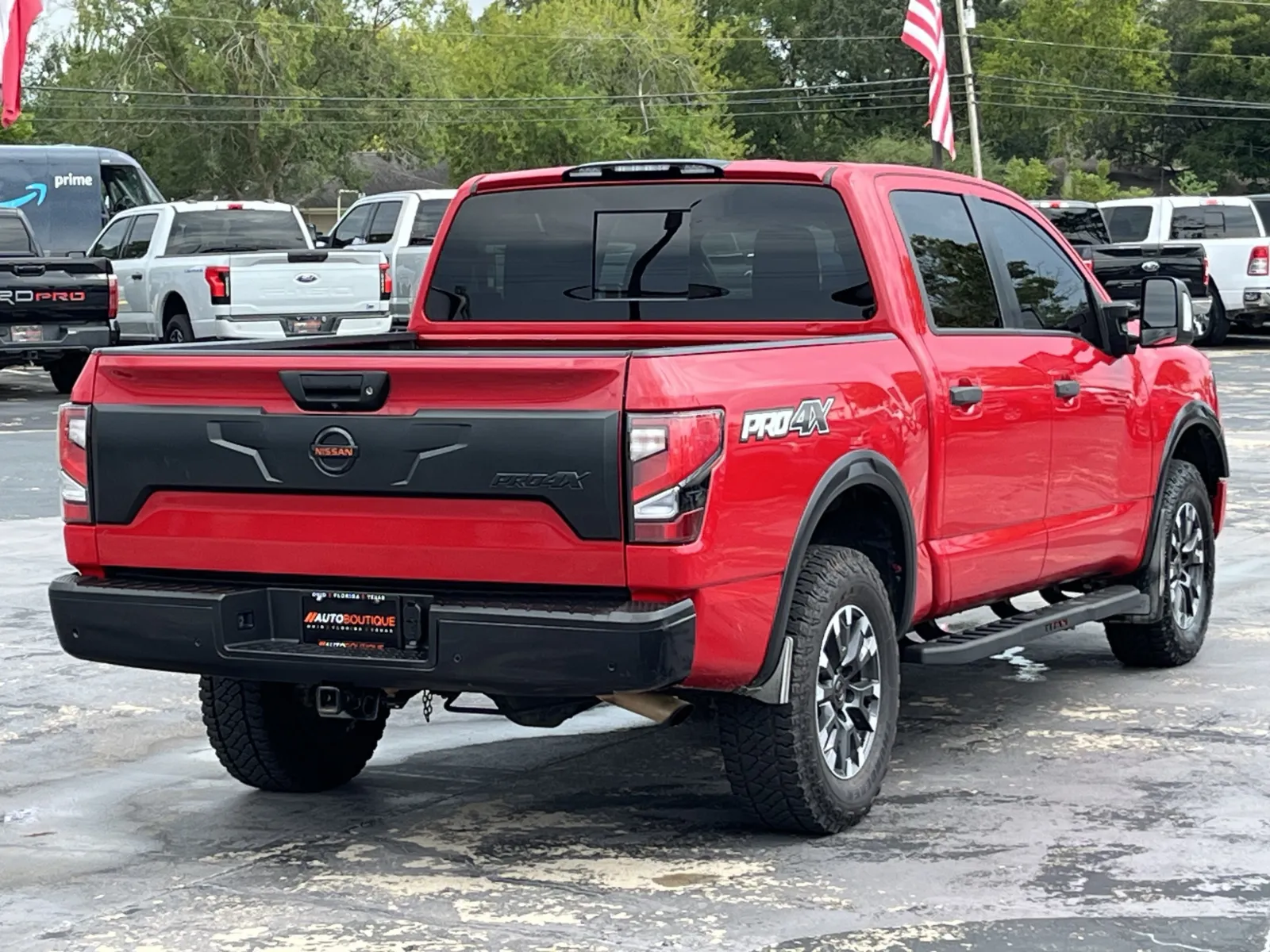 Nissan Titan photo 8