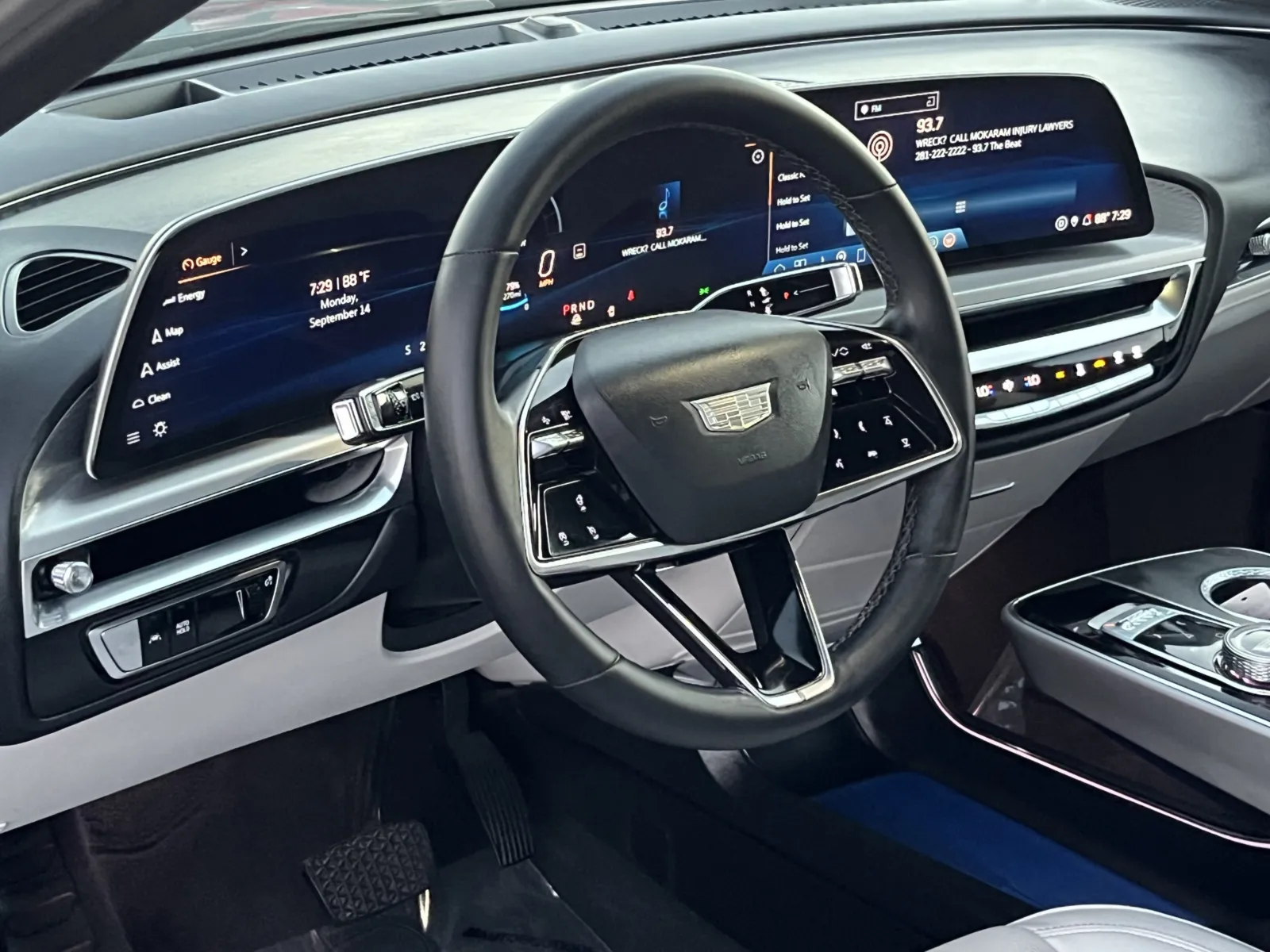 Cadillac Lyriq photo 13