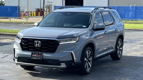 Gray 2025 Honda Pilot for sale in Alvin, TX