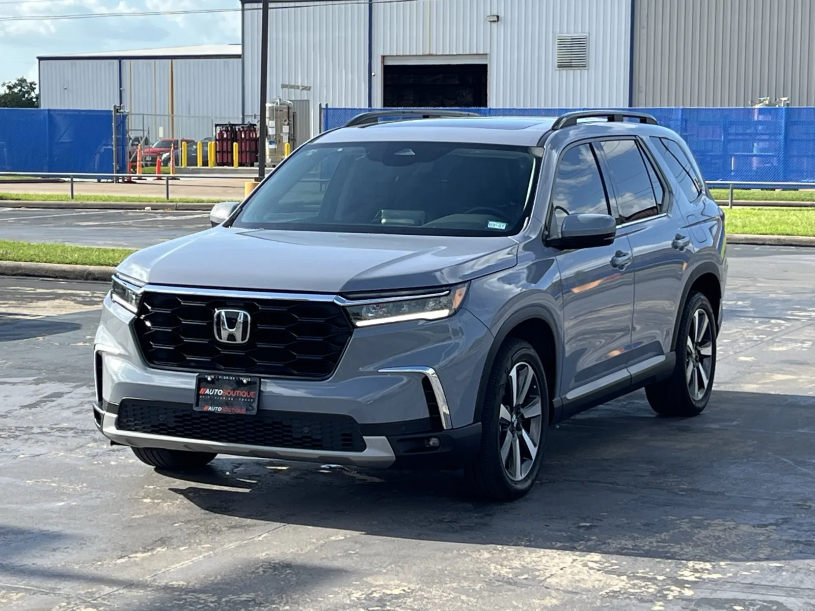 Honda Pilot photo 2