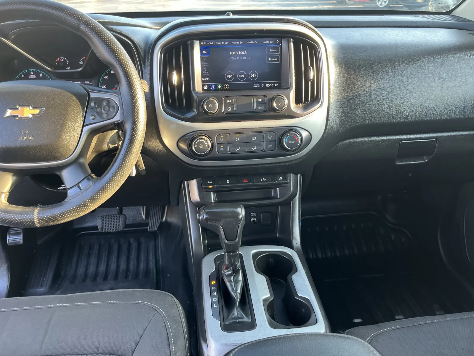 Chevrolet Colorado photo 21