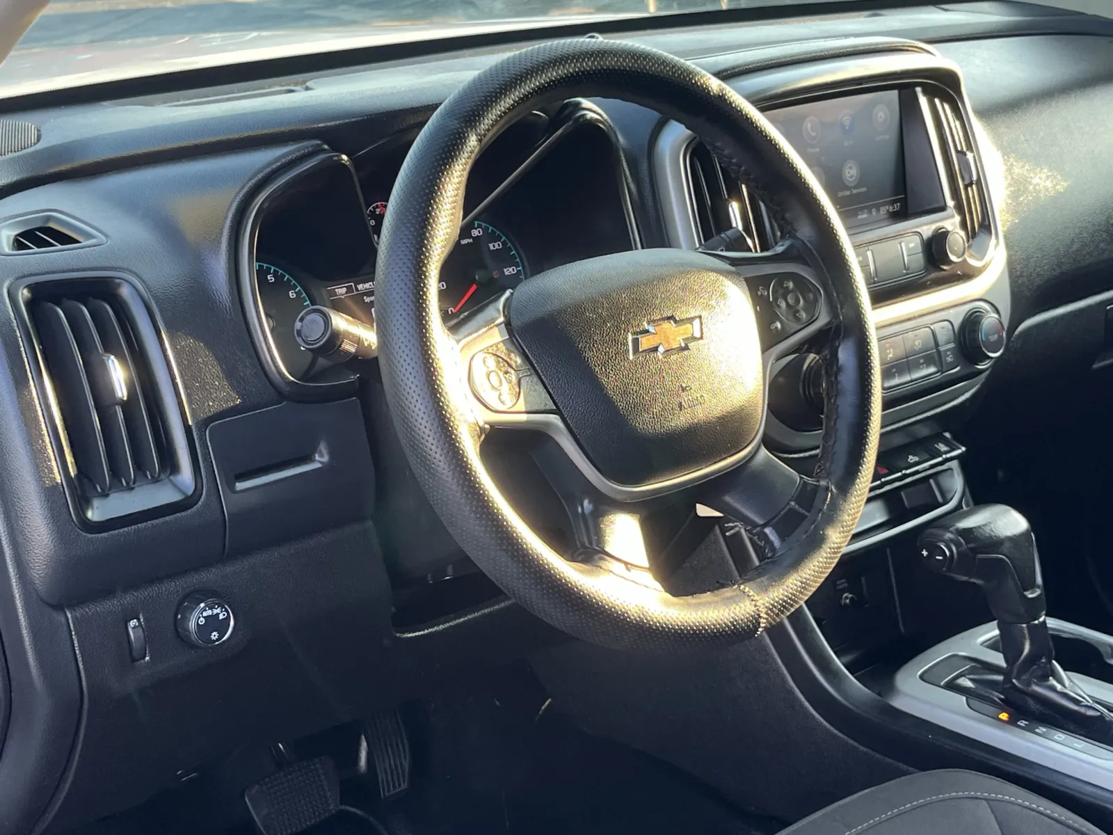 Chevrolet Colorado photo 12