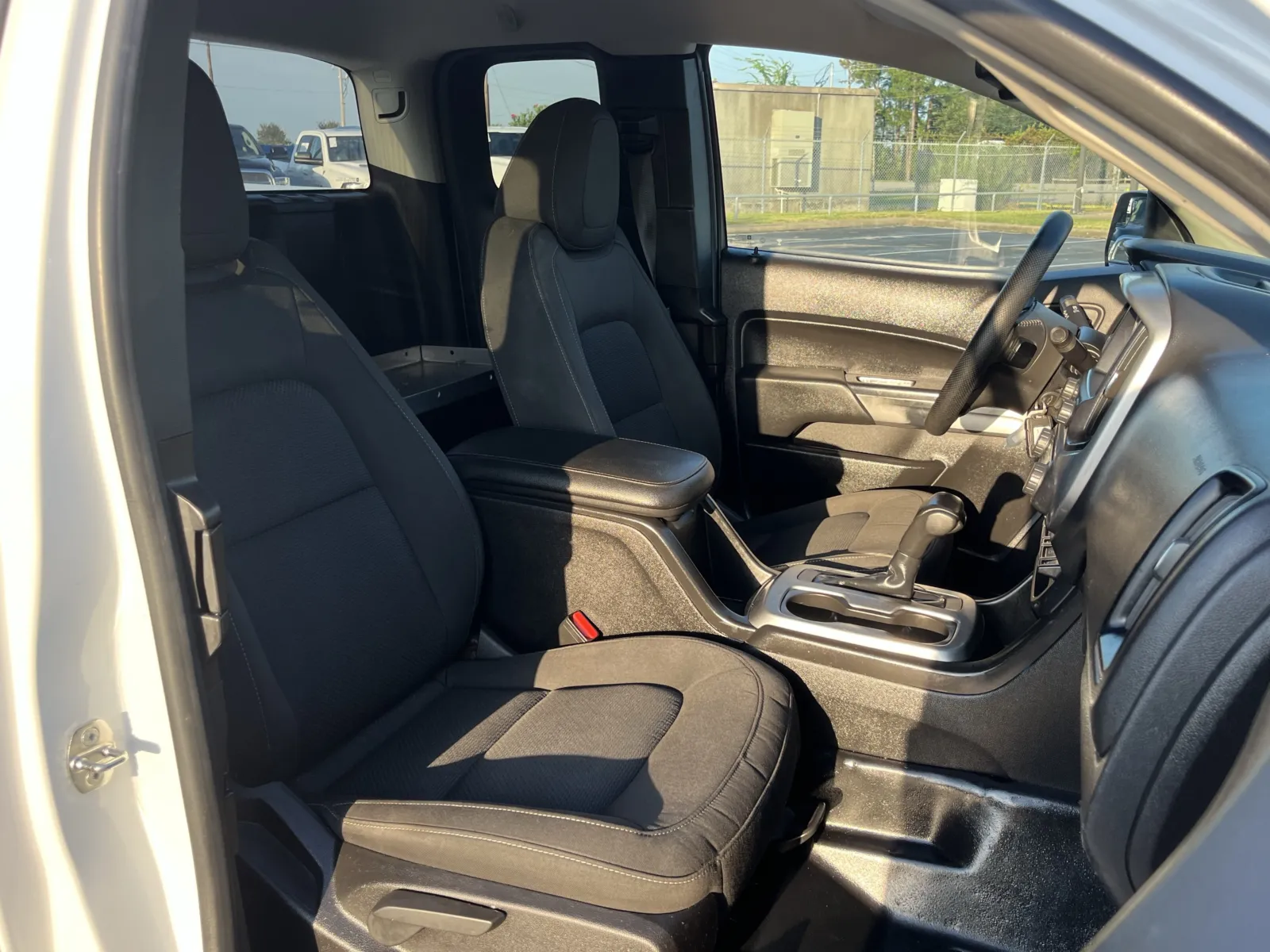 Chevrolet Colorado photo 25