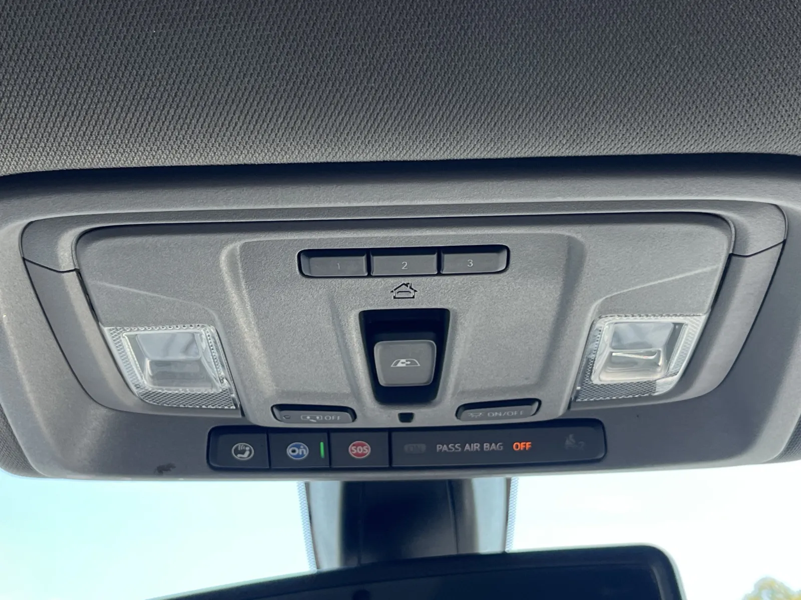 Chevrolet Silverado photo 21