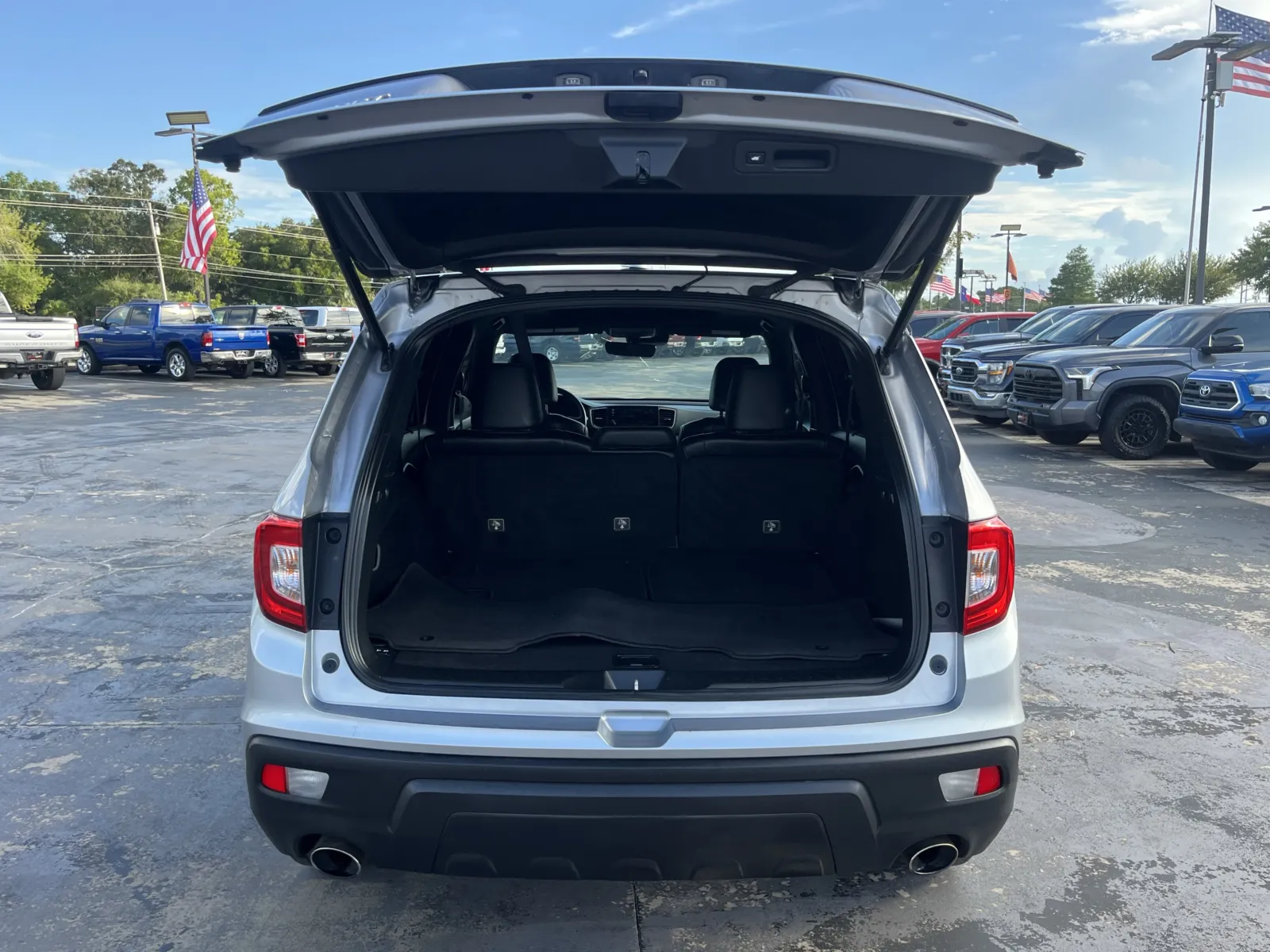 Honda Passport photo 11