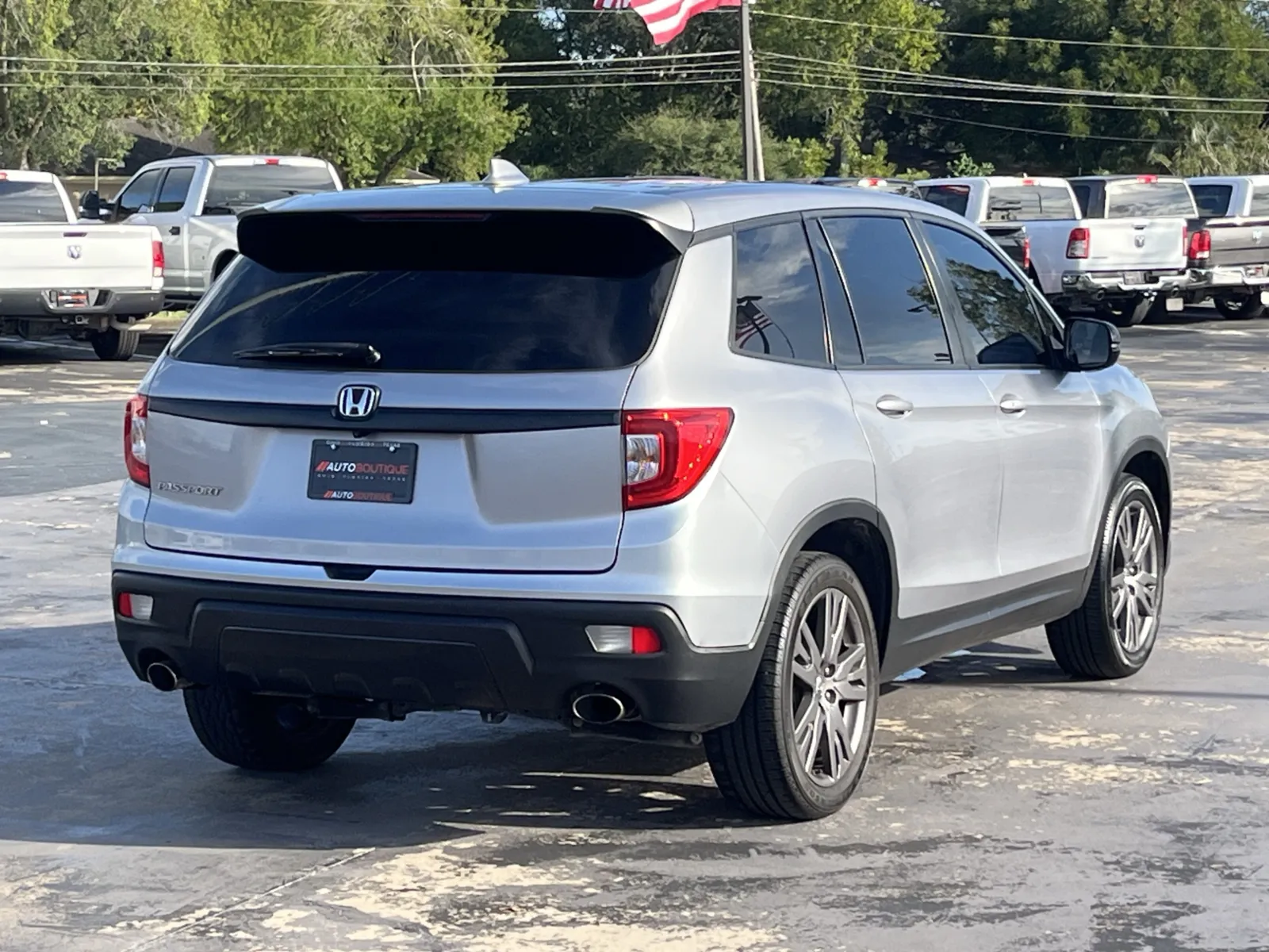 Honda Passport photo 8