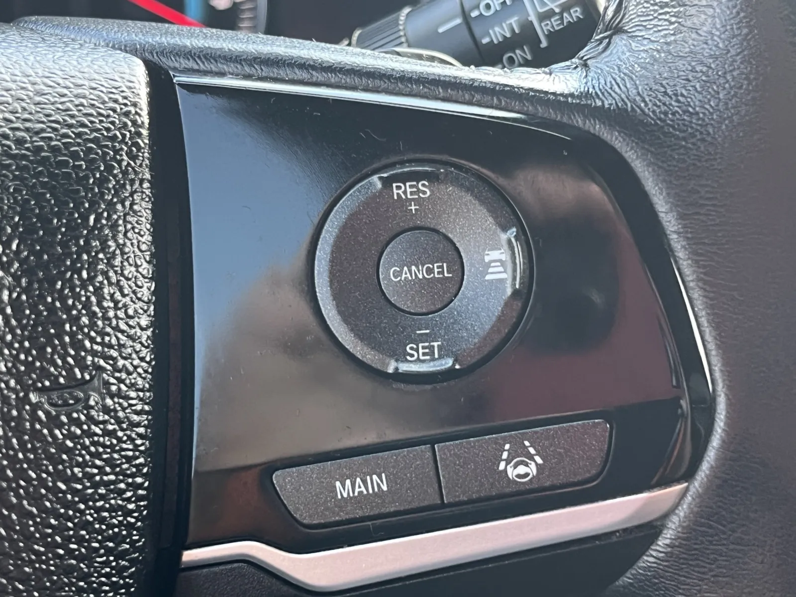 Honda Passport photo 20