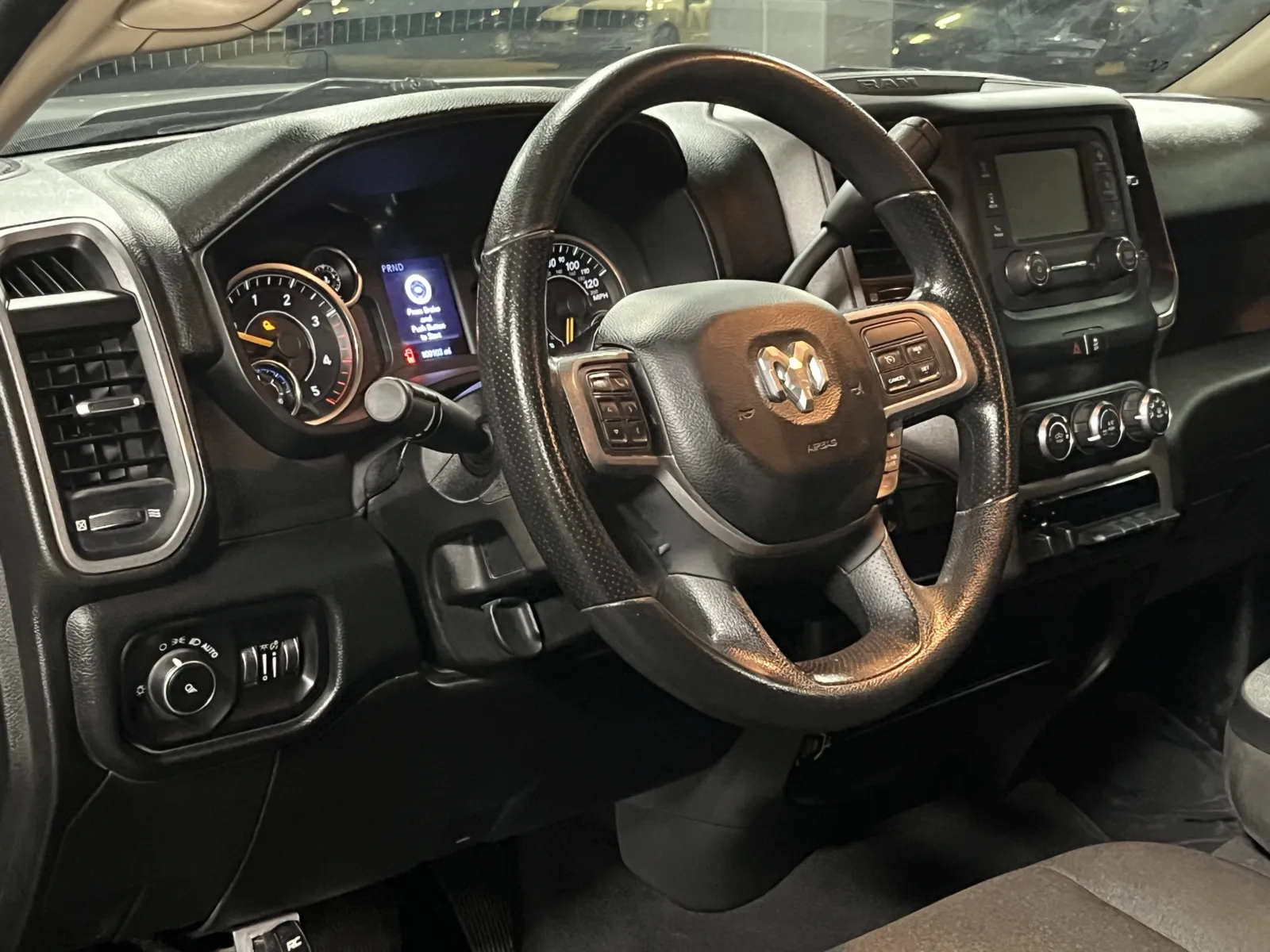 Ram 2500 photo 12