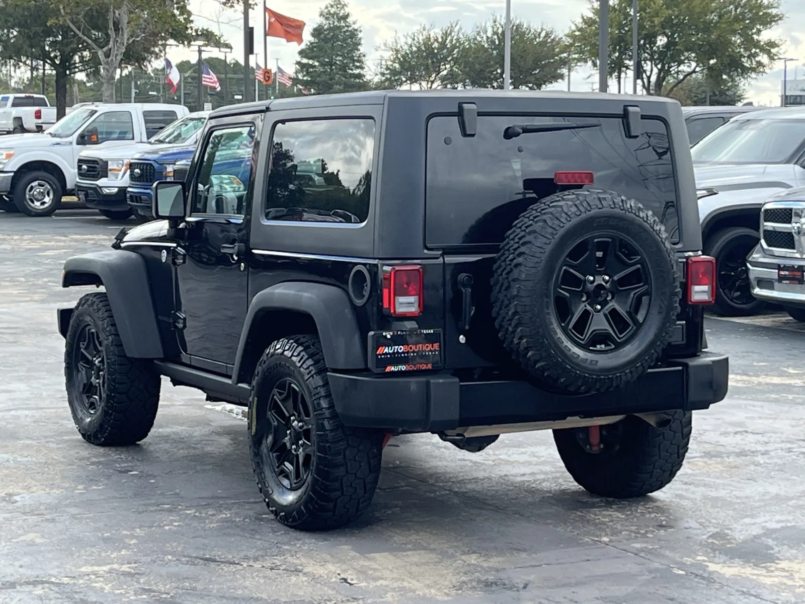 Jeep Wrangler photo 7