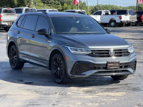 Photos of 2022 Volkswagen Tiguan SE R-Line Black for sale in Alvin, TX at Auto Boutique Texas