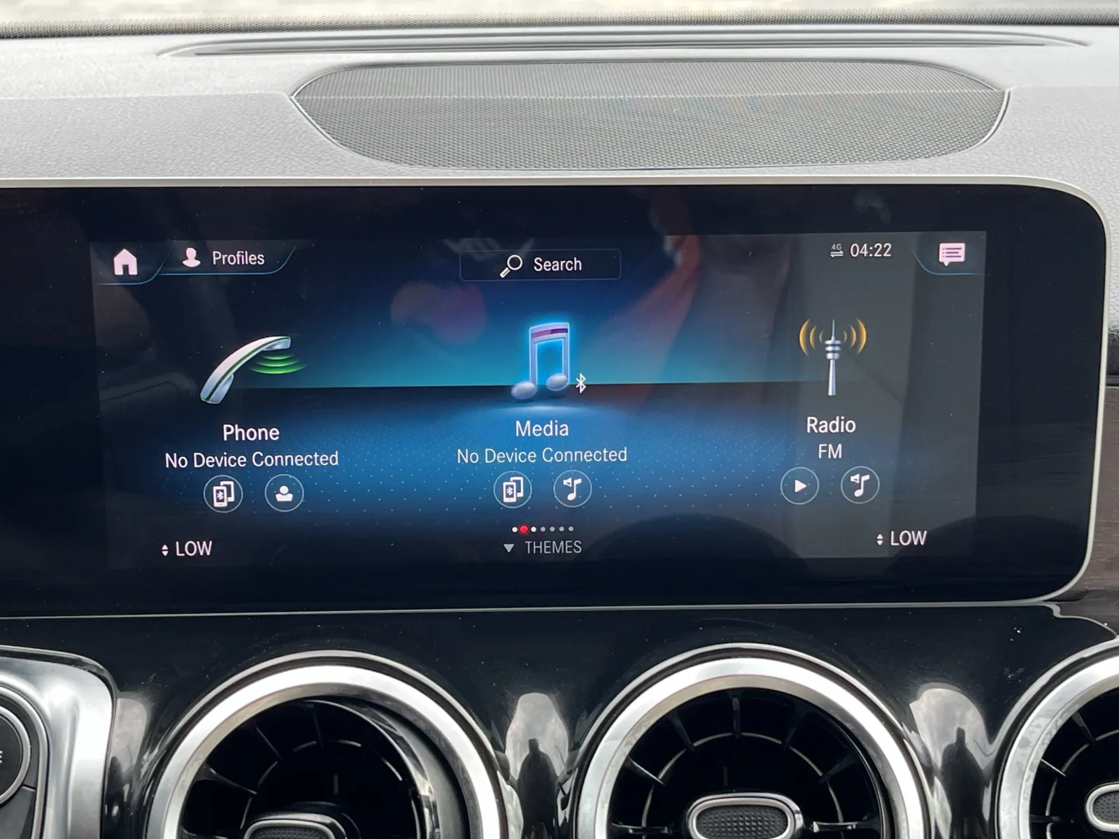 Mercedes-Benz GLB photo 5