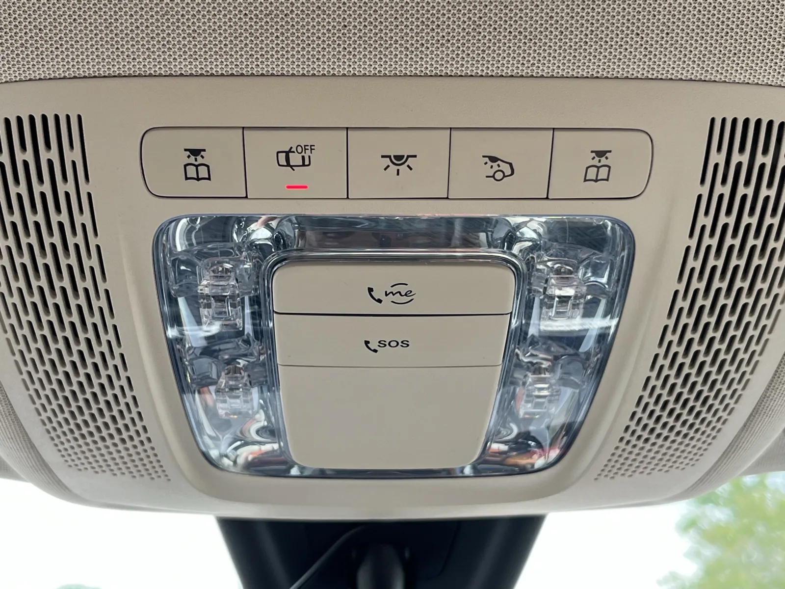 Mercedes-Benz GLB photo 22