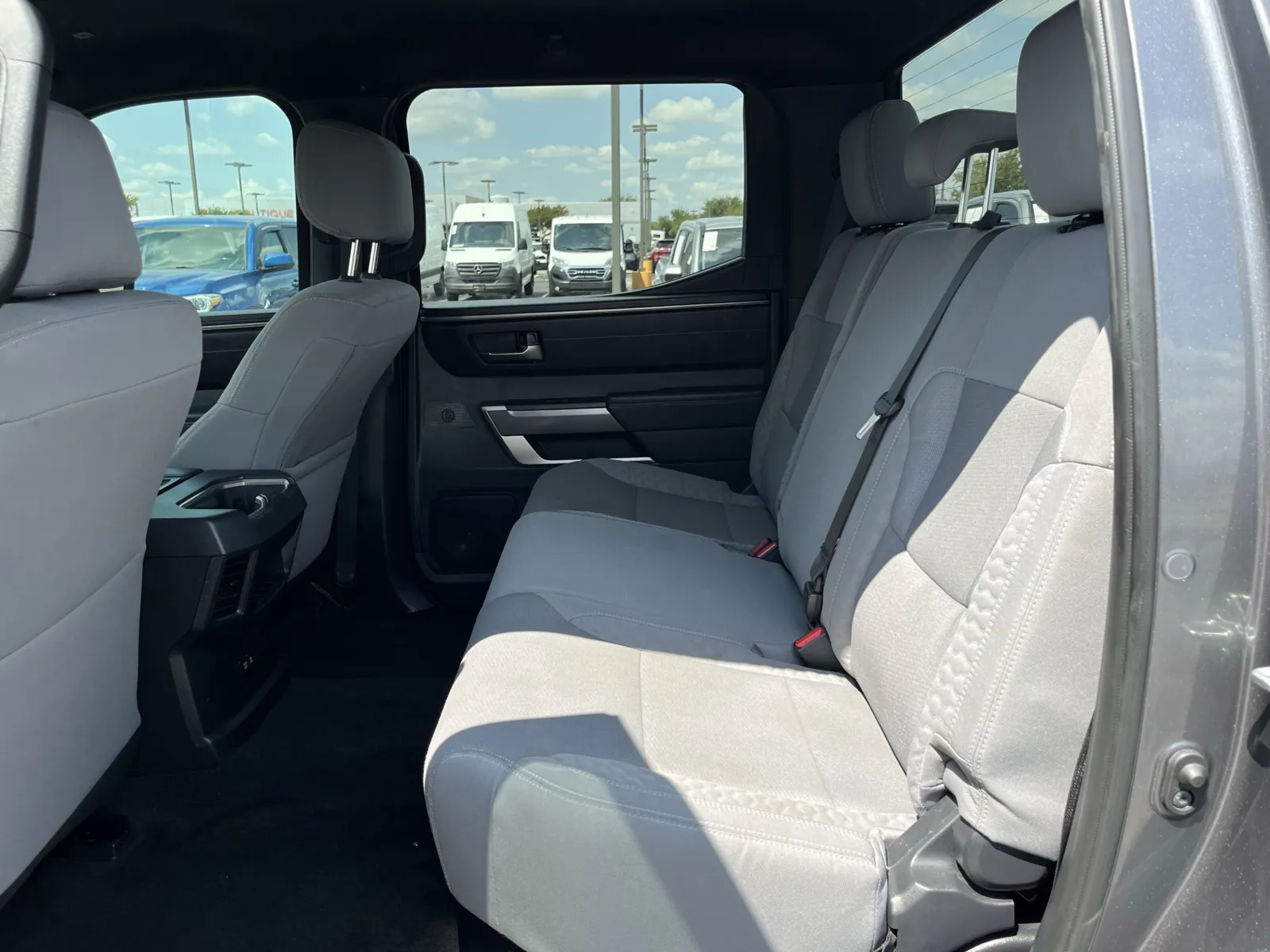 Toyota Tundra photo 26
