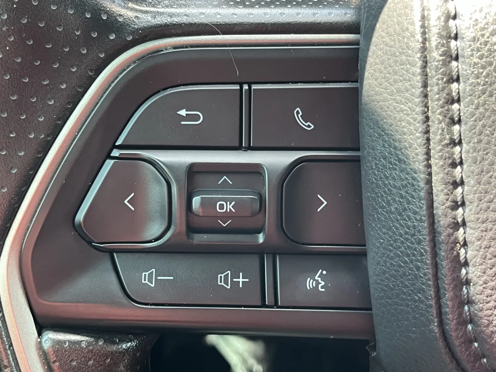 Toyota Tundra photo 16