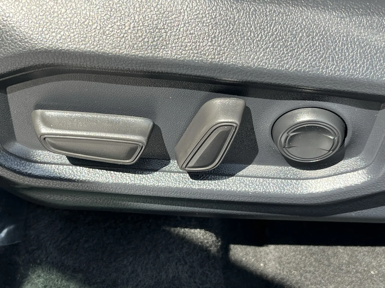 Toyota Tundra photo 23