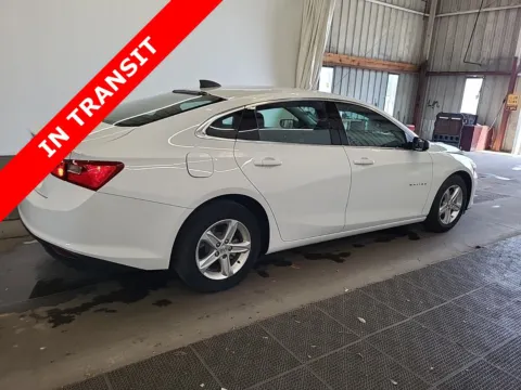 More photos of 2023 Chevrolet Malibu LS at Auto Boutique Texas, TX