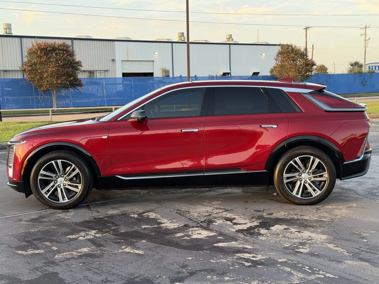 Cadillac Lyriq photo 13