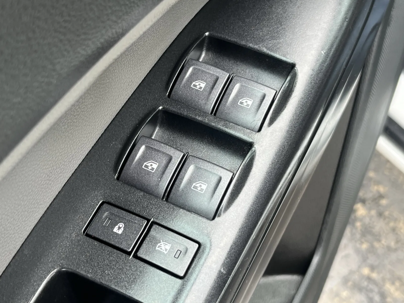 Chevrolet Colorado photo 21